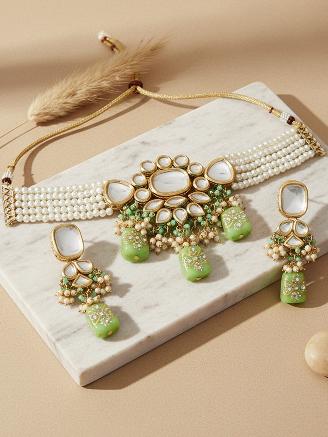 KARATCART Gold-Plated Polki Kundan-Studded & Beaded Jewellery Set