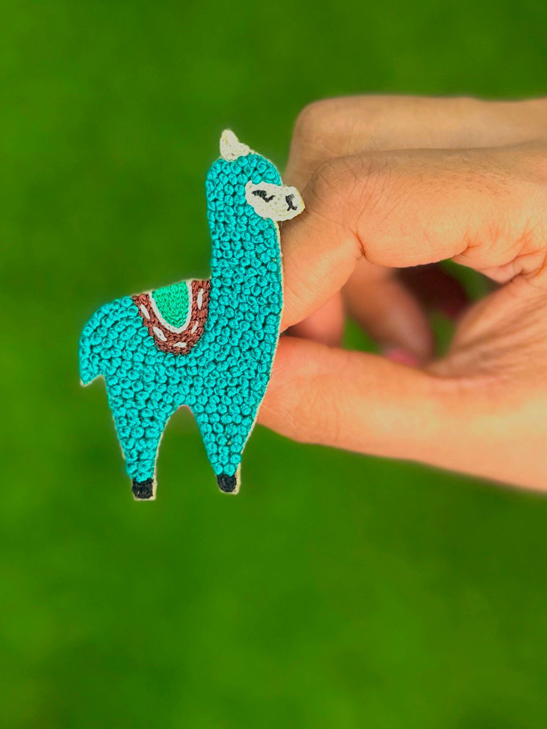 Abeo Unisex Artificial Beaded Statement Llama Brooch