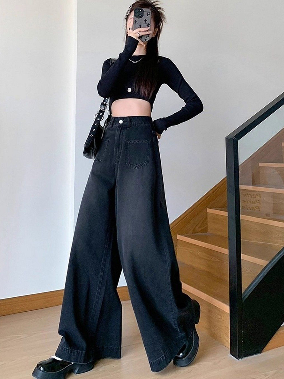 StyleCast Women Ultra Wide-Leg High-Rise Light Fade Jeans with Patch Pockets