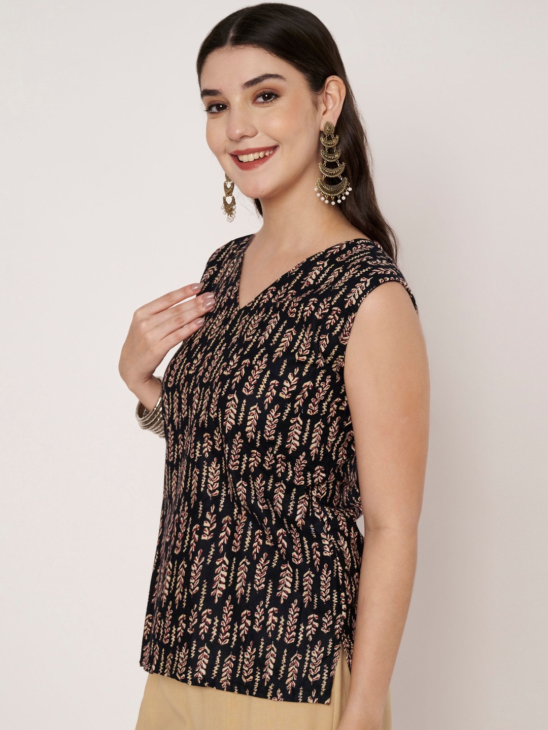 VRONE Women Ethnic Motifs Printed V-Neck Cotton Regular Top