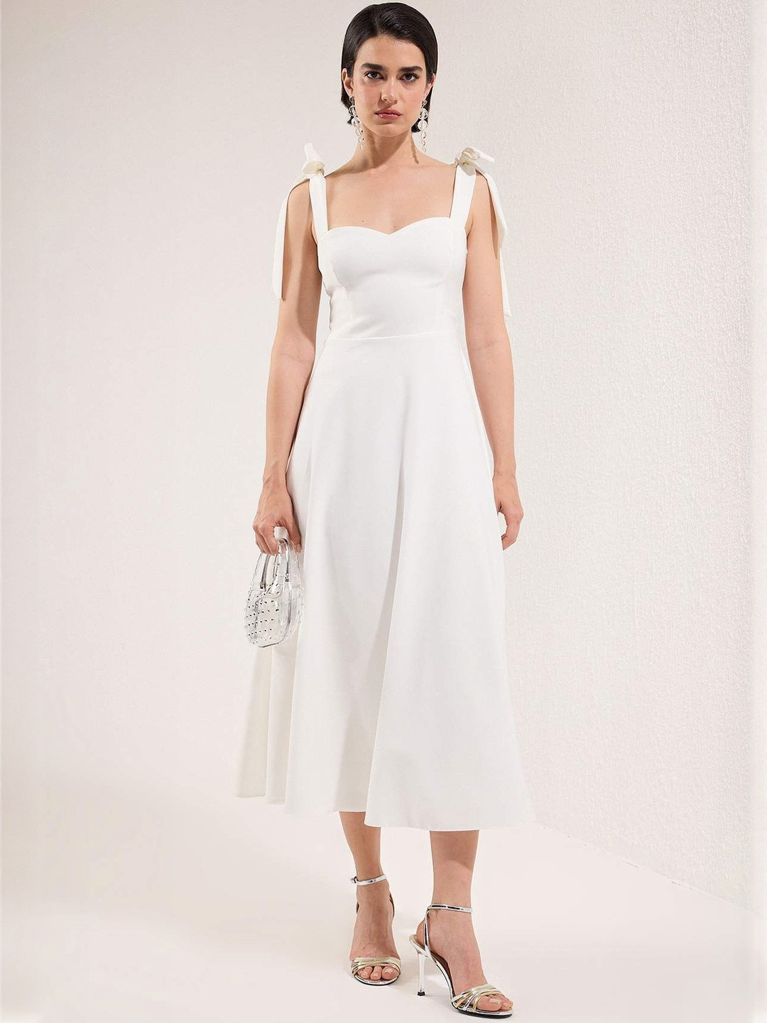 Trendyol Women Sweetheart Neck Fit and Flare Midi Dress