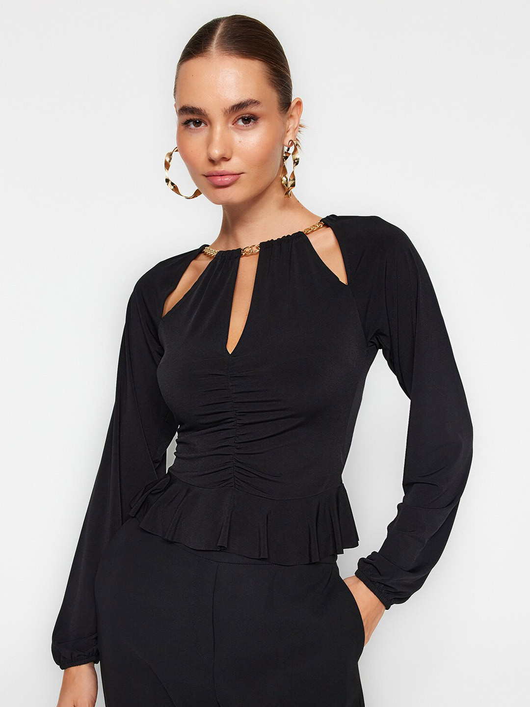 Trendyol Embellished Keyhole Neck Raglan Sleeves Peplum Top