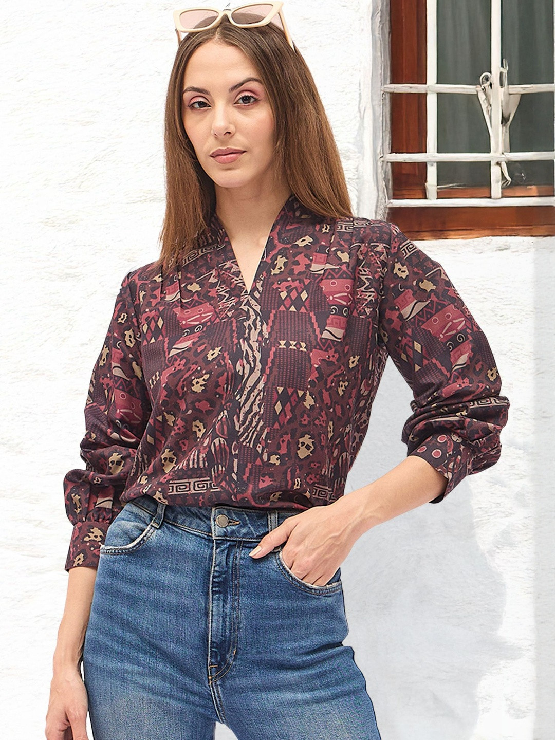 DressBerry Women Tribal Printed V-Neck Long Sleeves Cuffed Sleeves Crepe Top