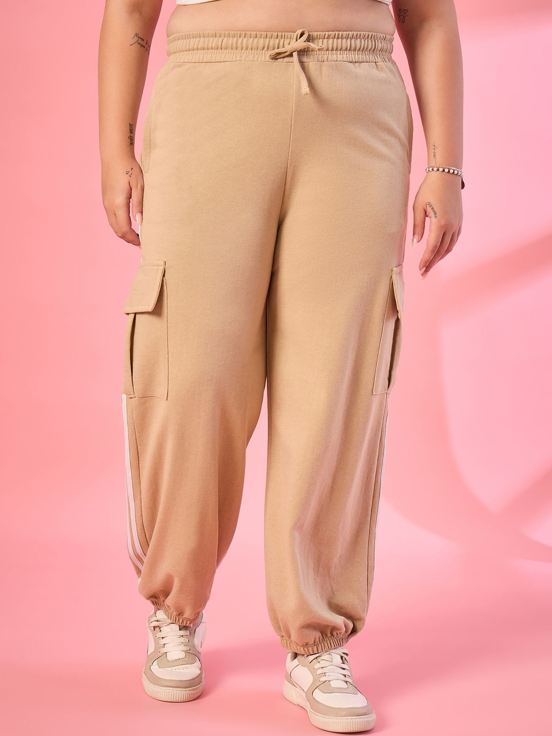 ALIZA Women Plus Size Side Striped Mid-Rise Regular Fit Cotton Cargo Joggers