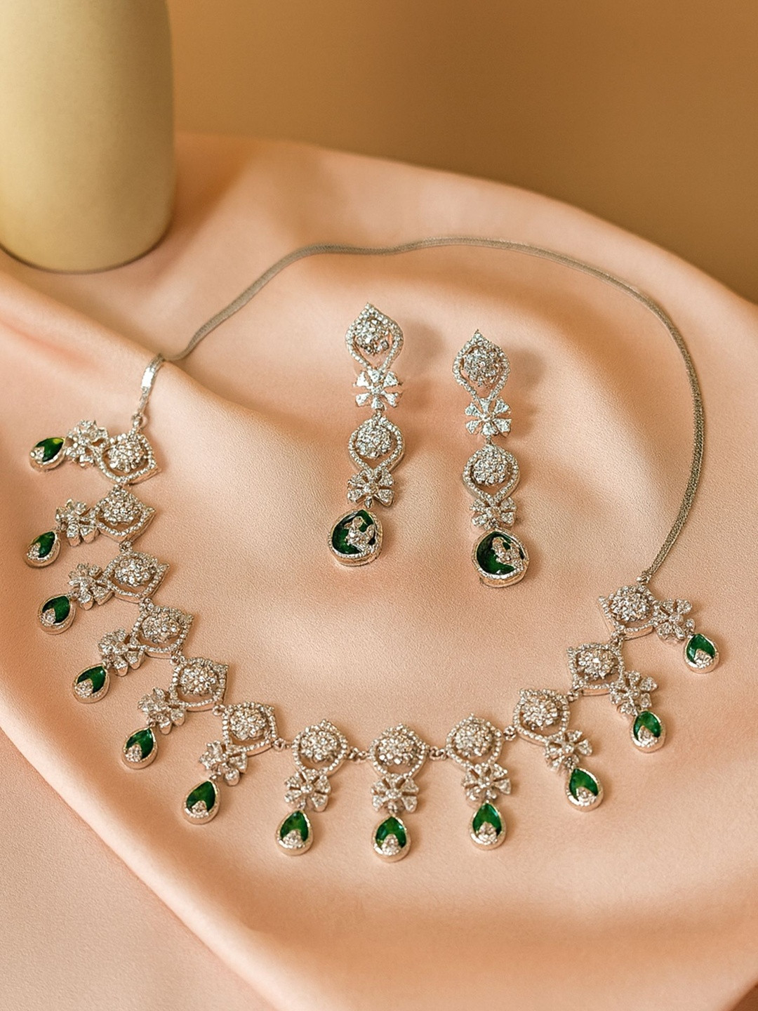 KARATCART Women American Diamond Studded Floral Silver-Tone Necklace Set