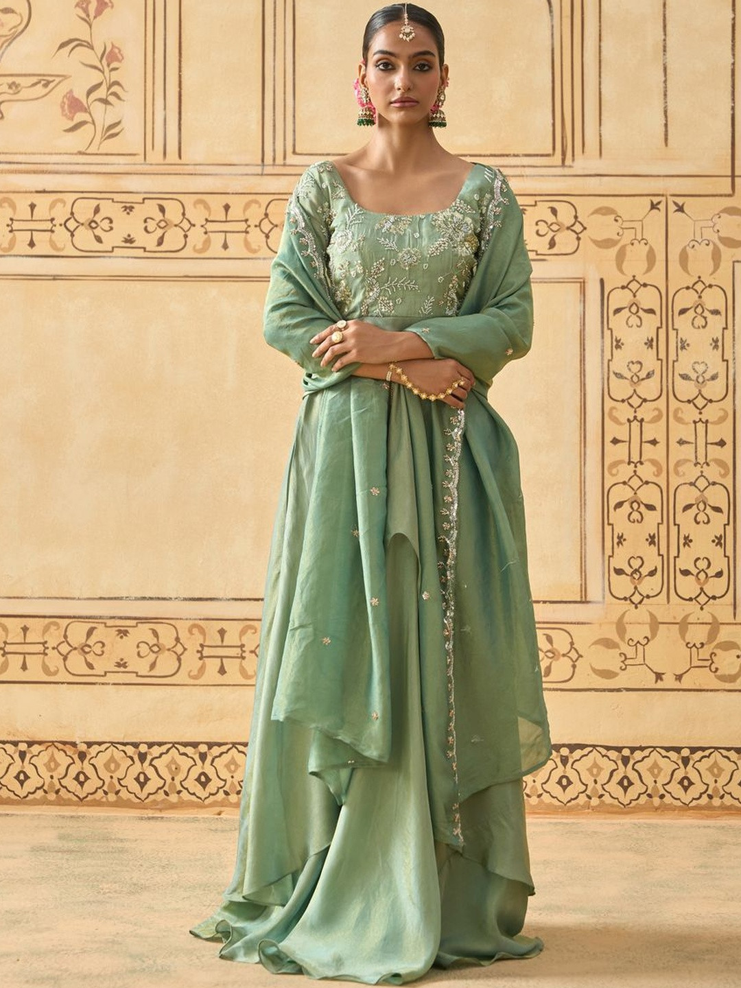 Fiorebymalar Women Floral Embroidered Sequined Maxi Ethnic Dress & Scallop Detail Dupatta