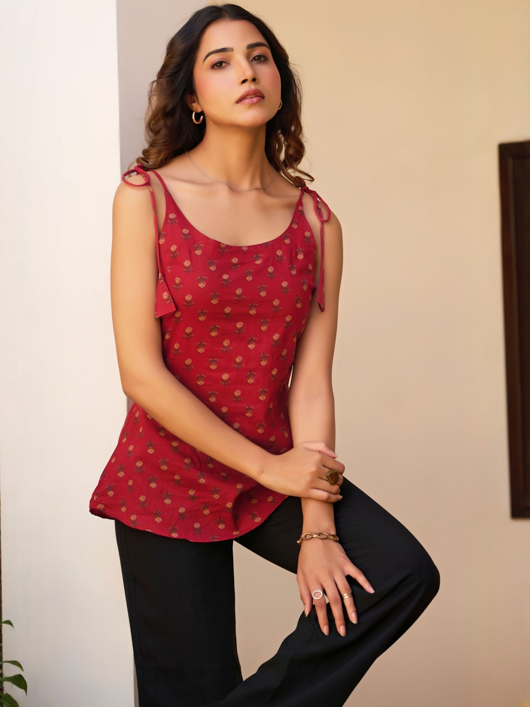 Vbuyz Women Floral Printed Cotton Shoulder Straps Top