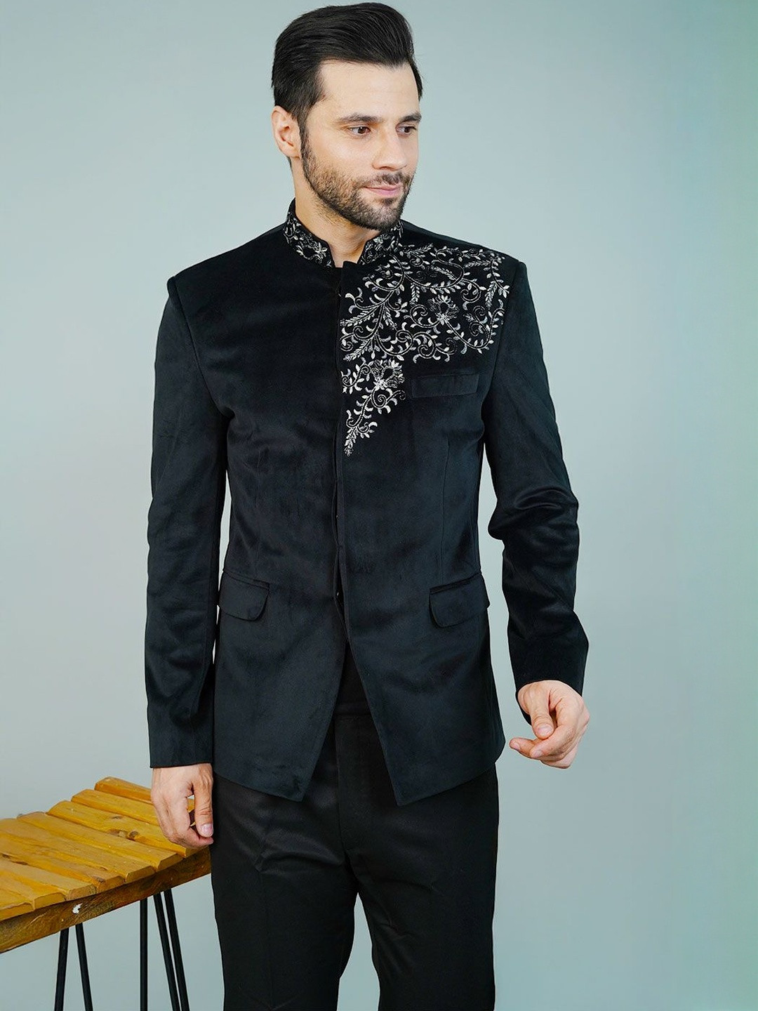 Wintage Self-Design Embroidered Bandhgala Blazer