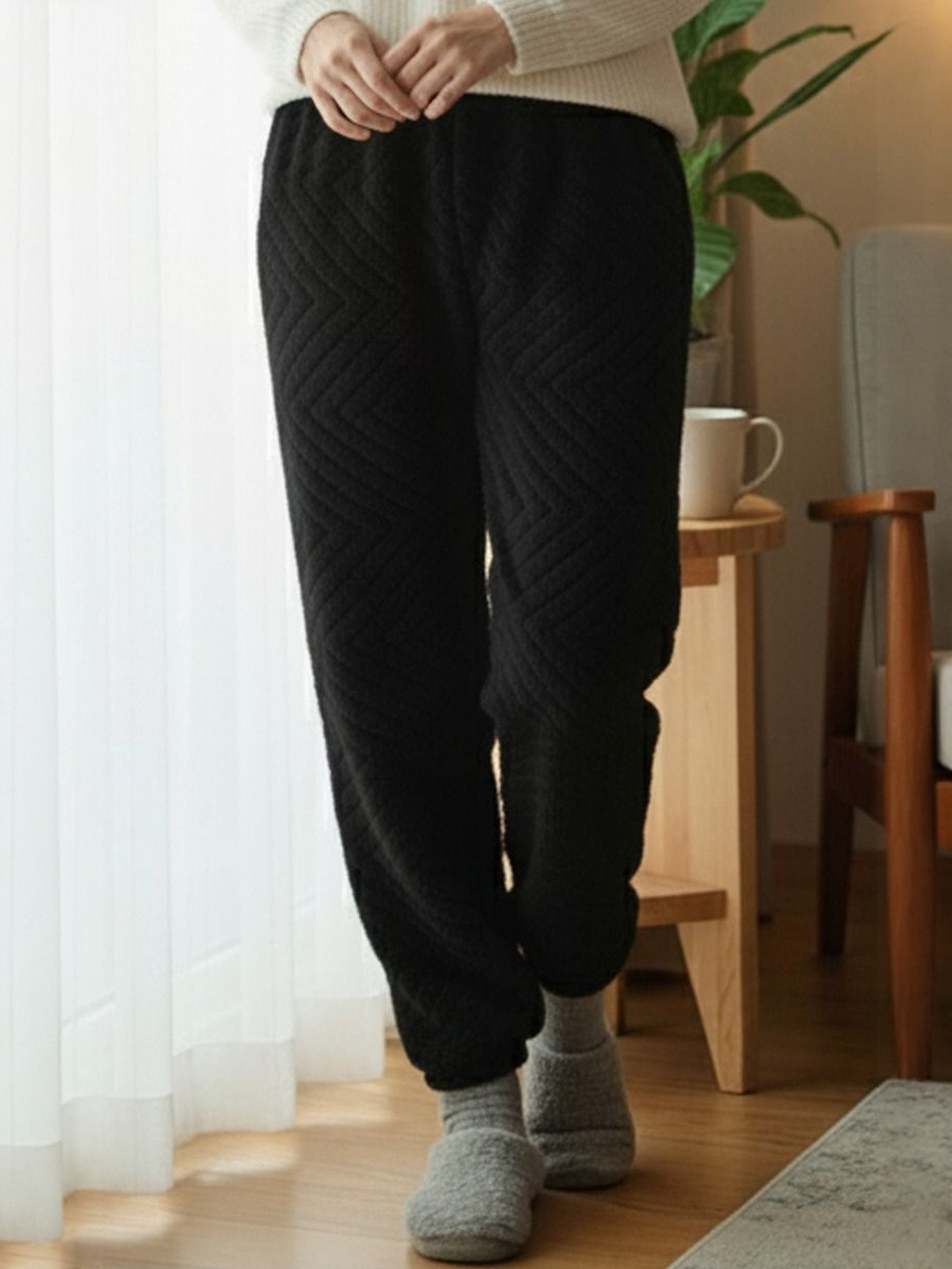 Uttam Women Mid-Rise Rib Lining Winter Lounge Pant