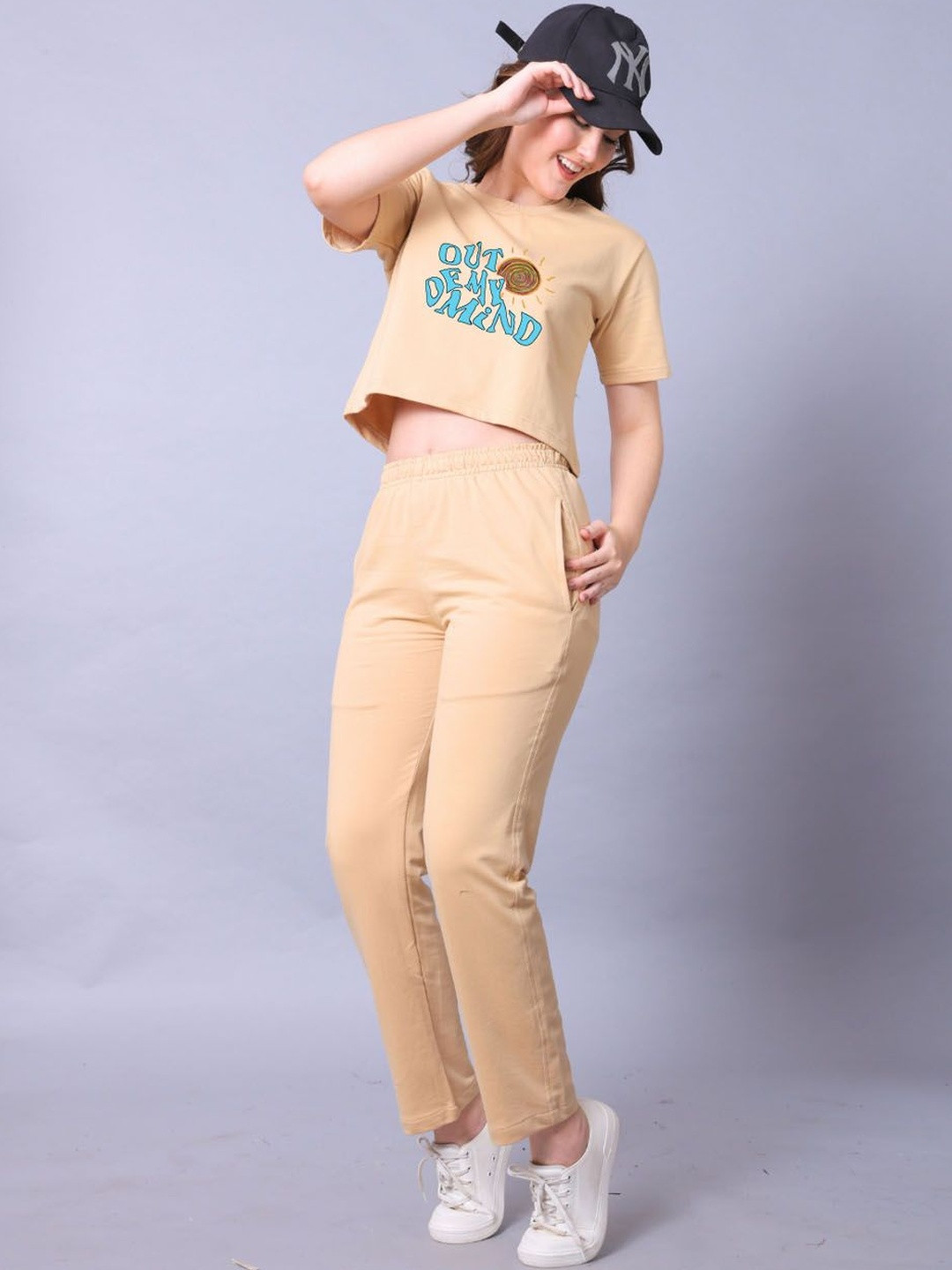 Lazy Lush Printed Round Neck Short Sleeves Pure Cotton T-Shirt & Joggers