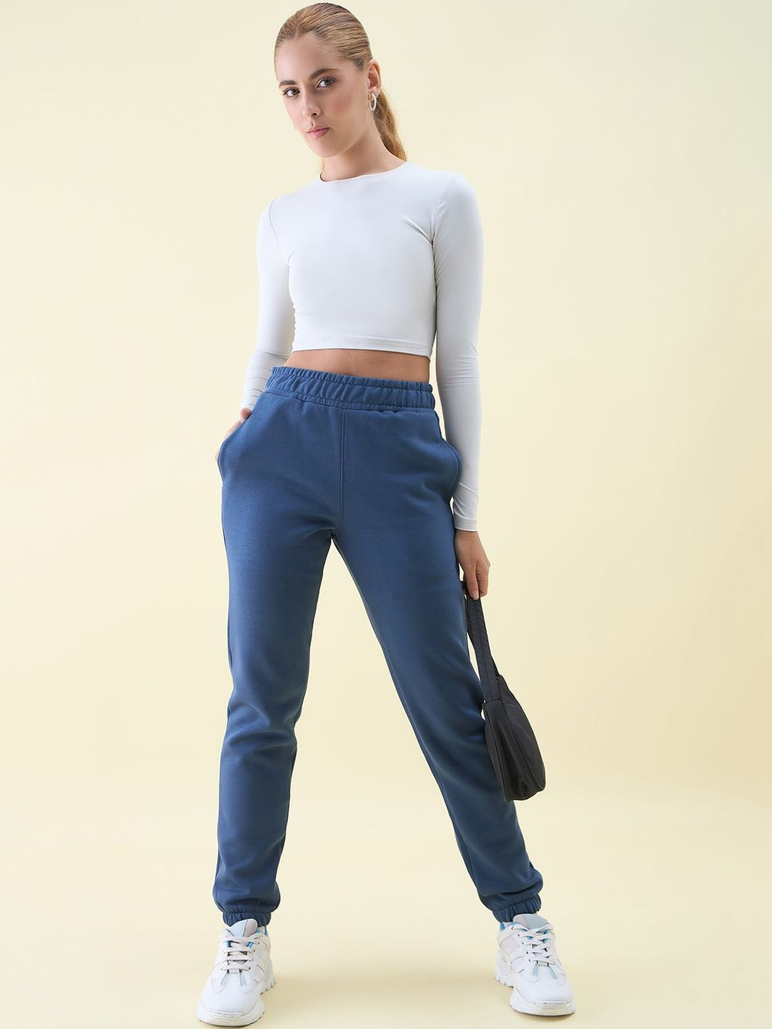 98 Degree North Women Solid Trackpant