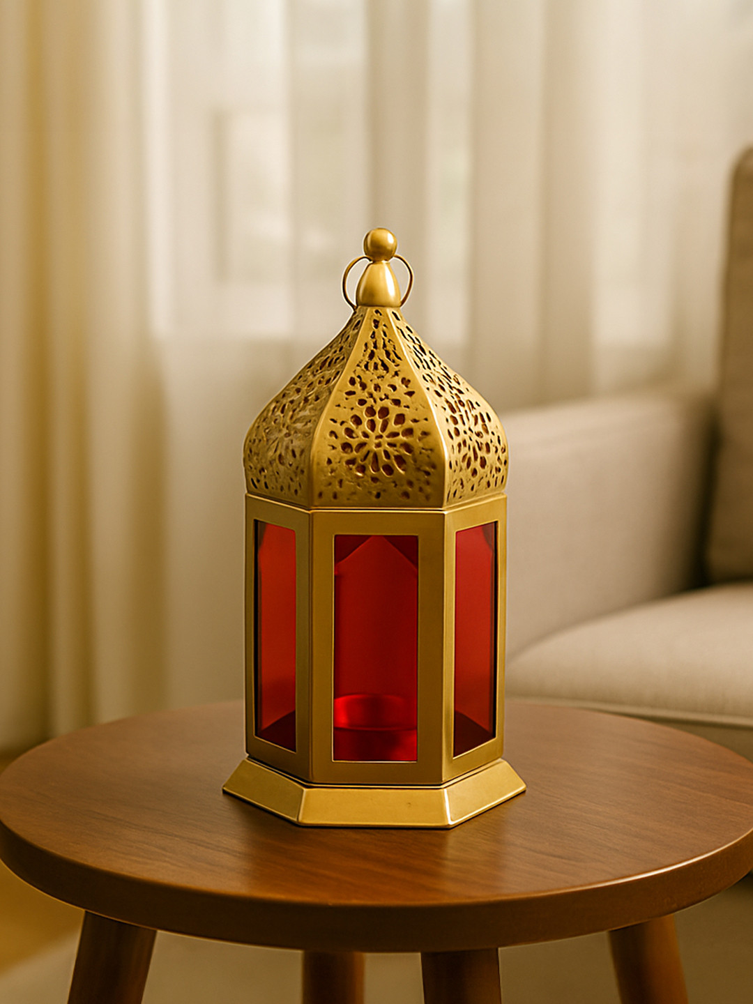 MARKET99 Gold-Toned & Red Moroccan Candle Holder