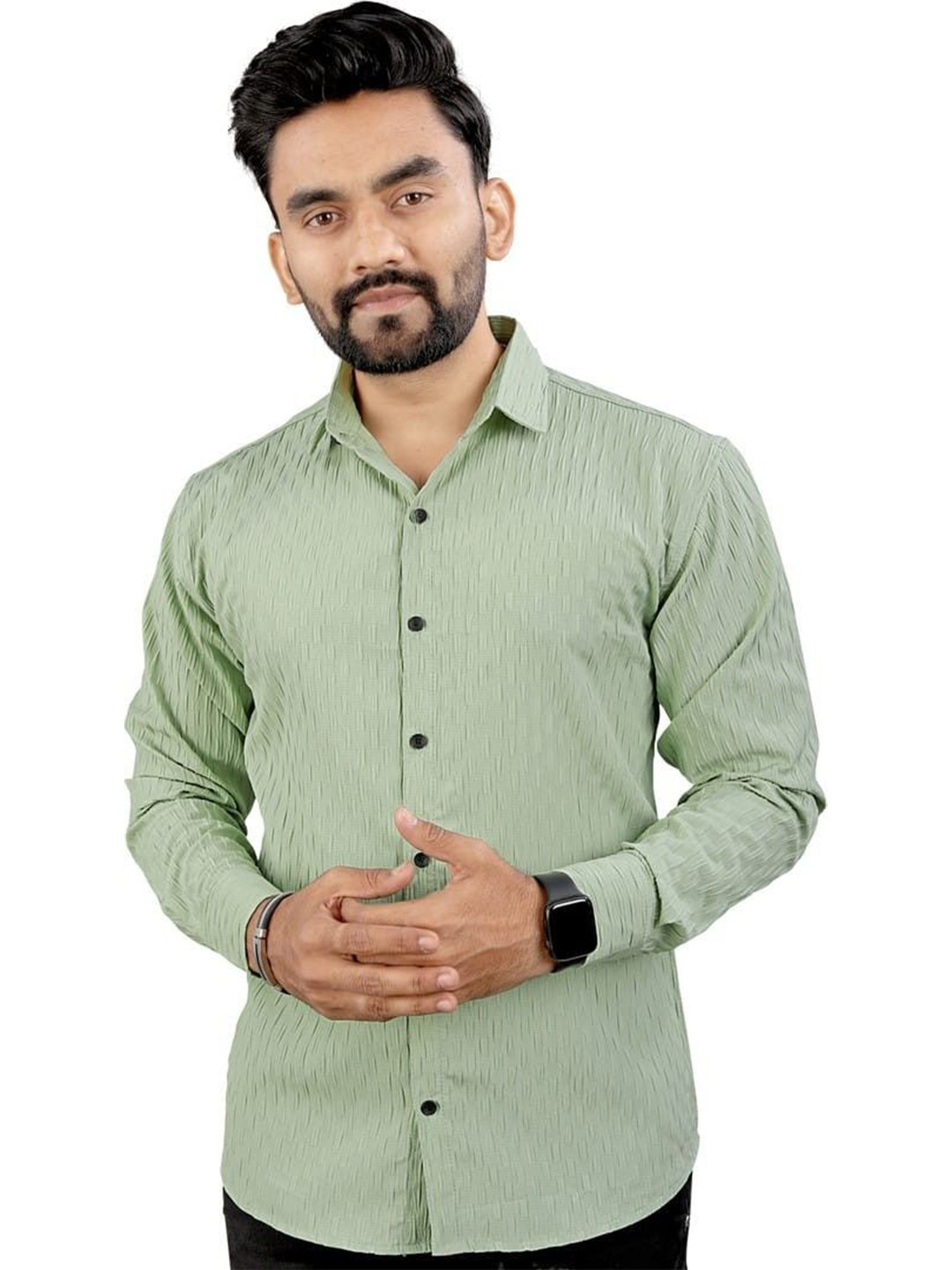 OQUENT Textured Spread Collar Standard Slim Fit Casual Shirt