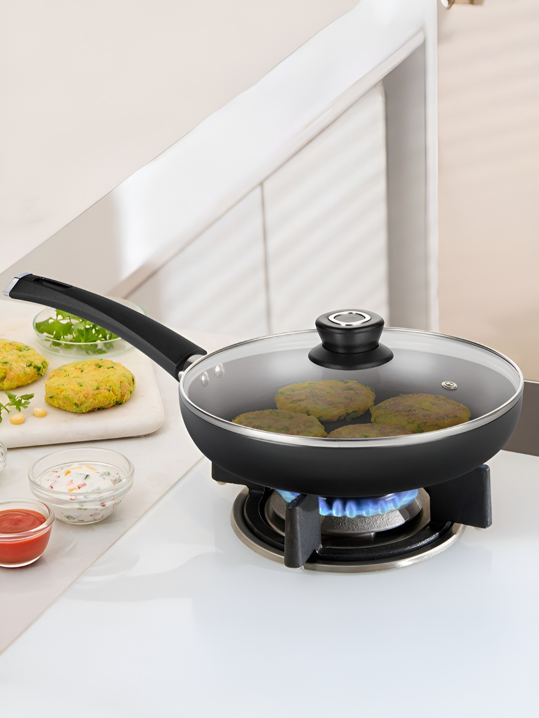 BOROSIL Black Easy to Clean Hard Anodized Aluminium Pan with Glass Lid