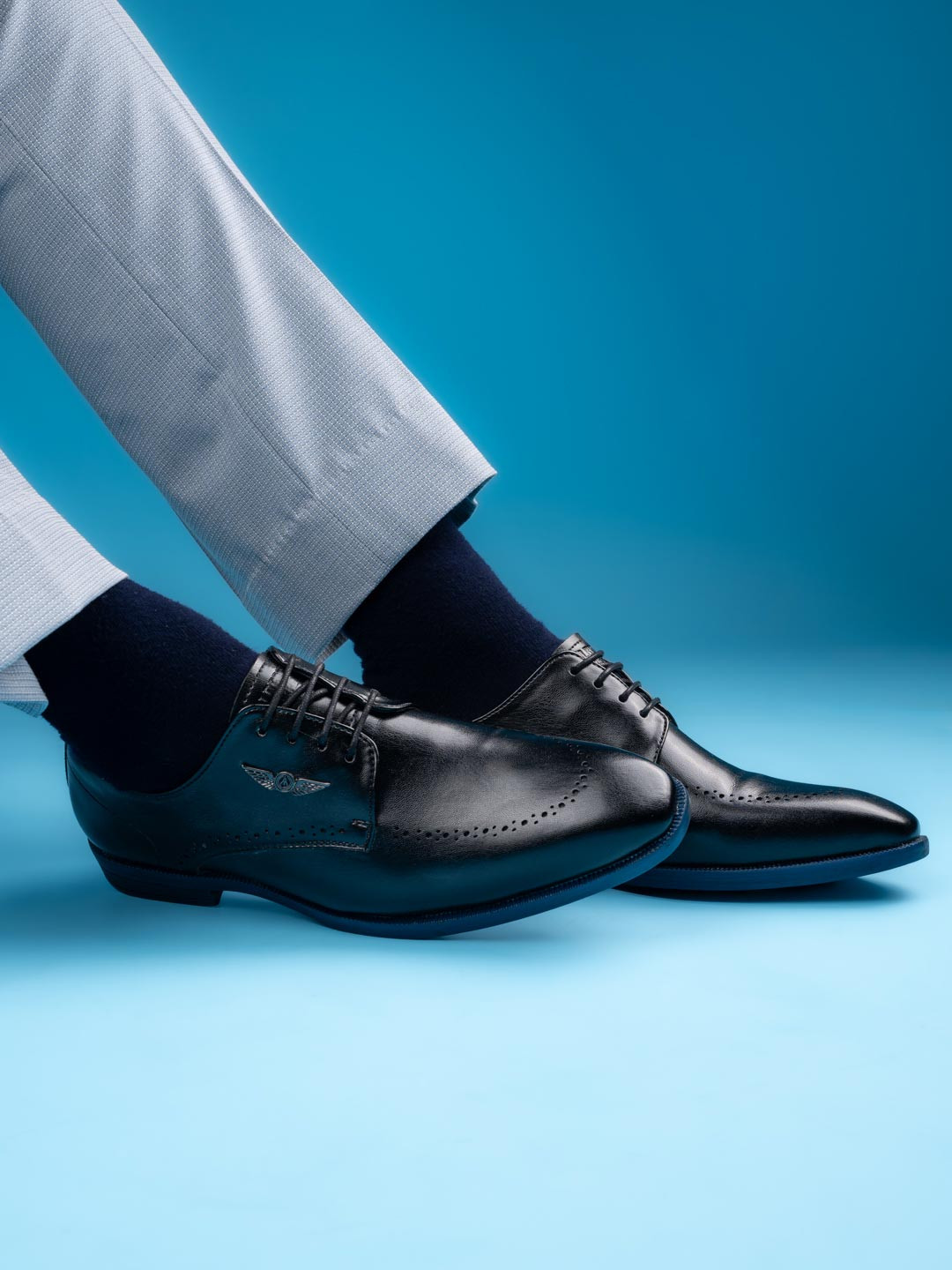 Alberto Torresi Men Hungary Series 607 Branded Round-Toe Formal Derbys