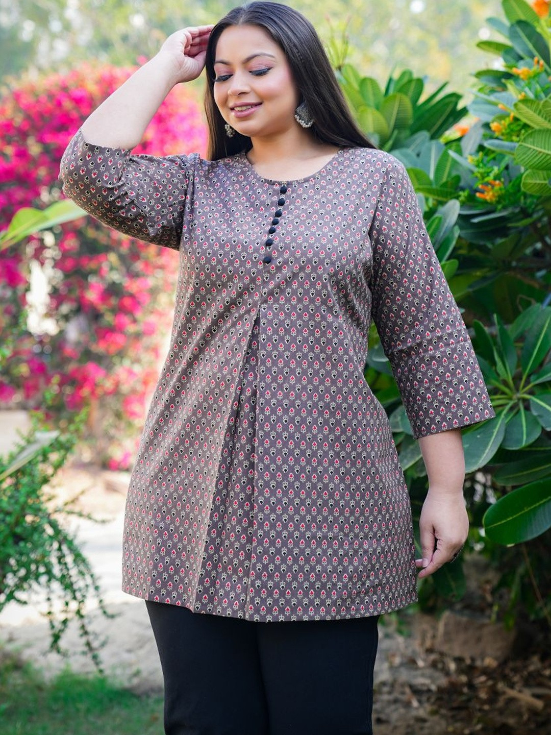 YASH GALLERY Women Floral Printed Pure Cotton Kurti