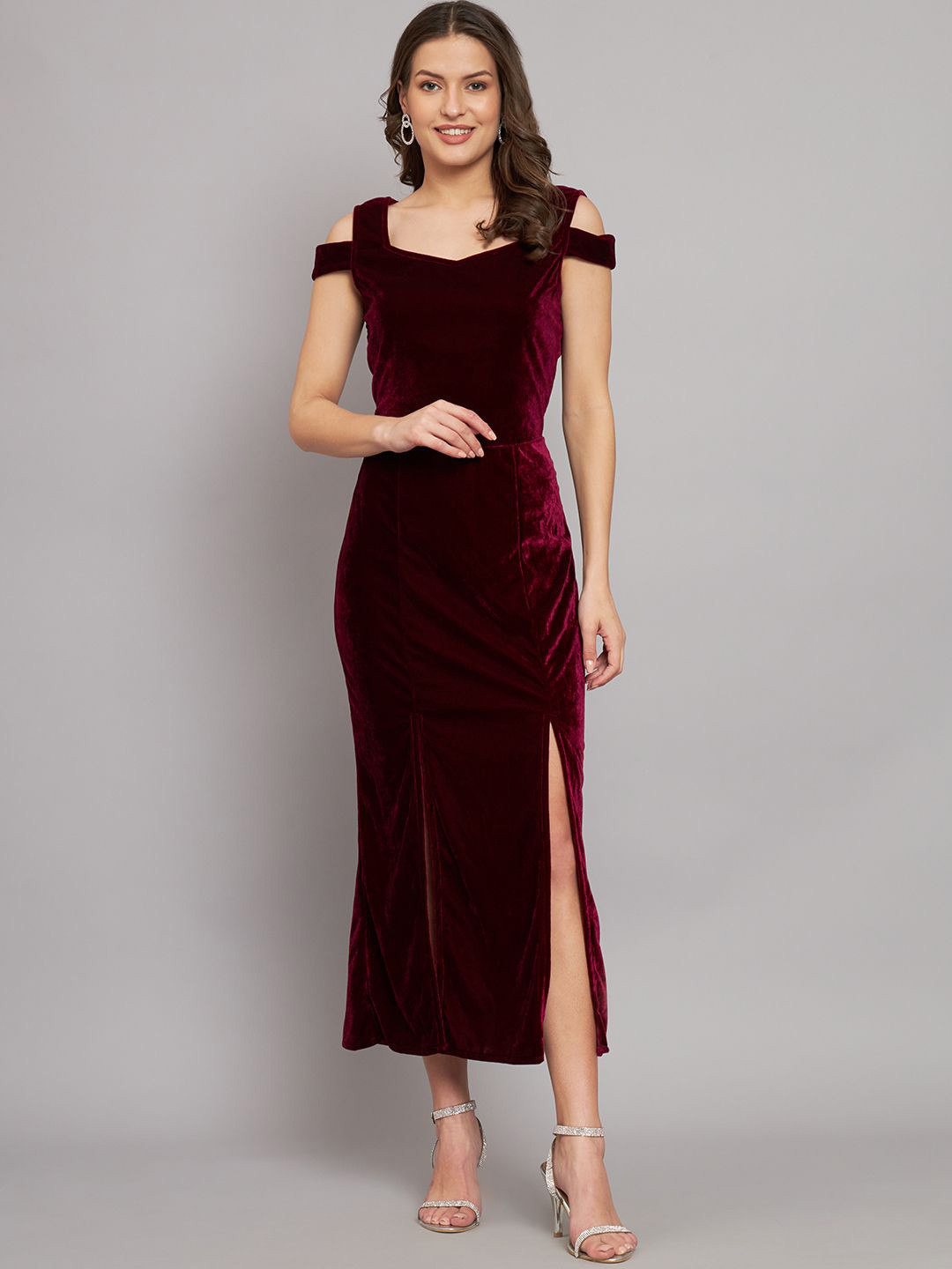 VAARARO Women Slits Cold Shoulder Velvet Sheath Midi Dress