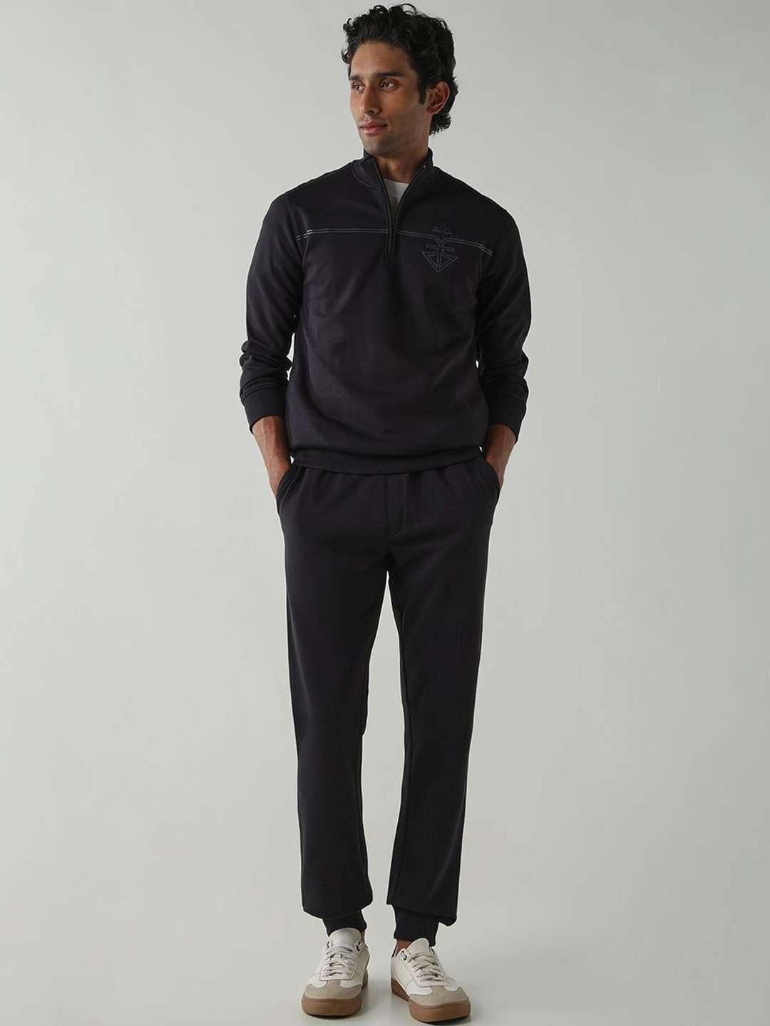 Reid & Taylor Men Regular Fit Mid-Rise Drawstring Cotton Joggers Track Pant