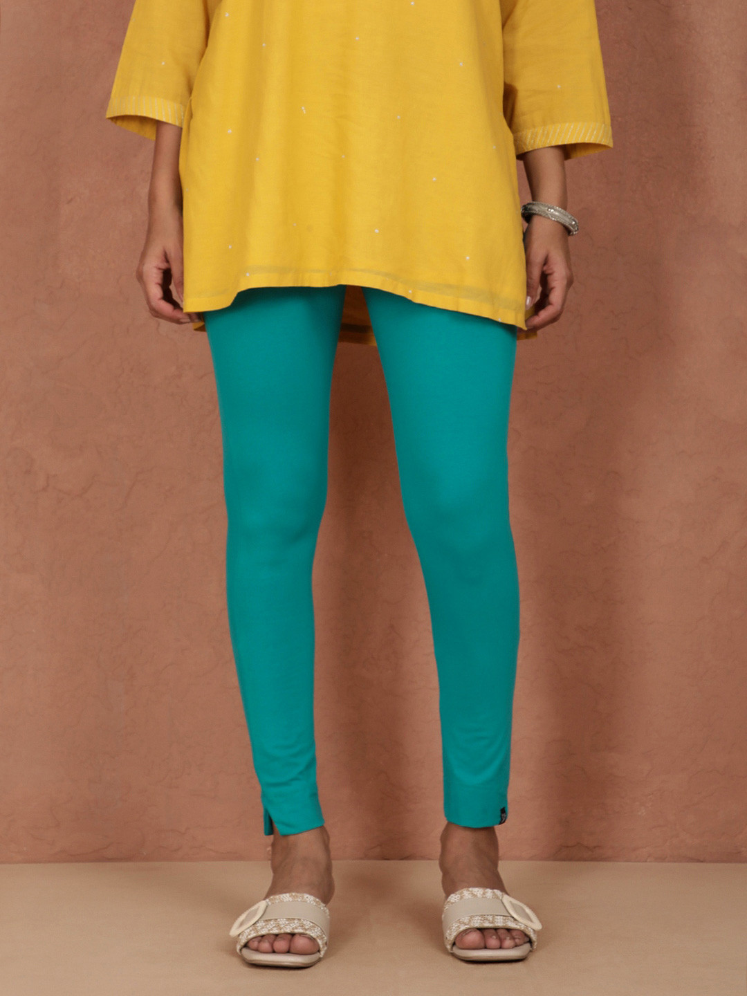 TWIN BIRDS Women PoolSide Sleek Ethnic Knitted Cotton Kurti Regular Trouser