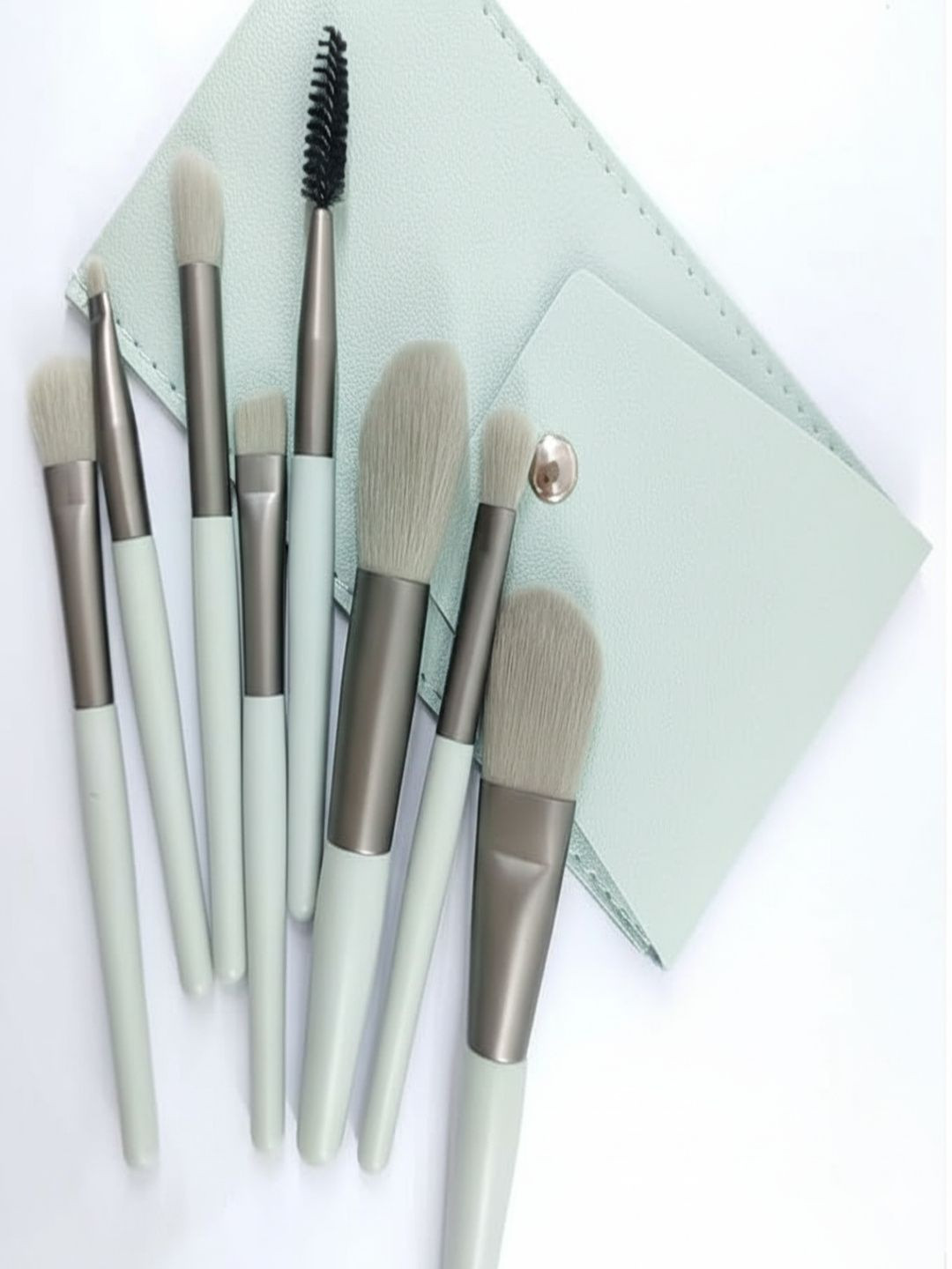 ayushiv Set Of 8 Makeup Brush Set With Pouch
