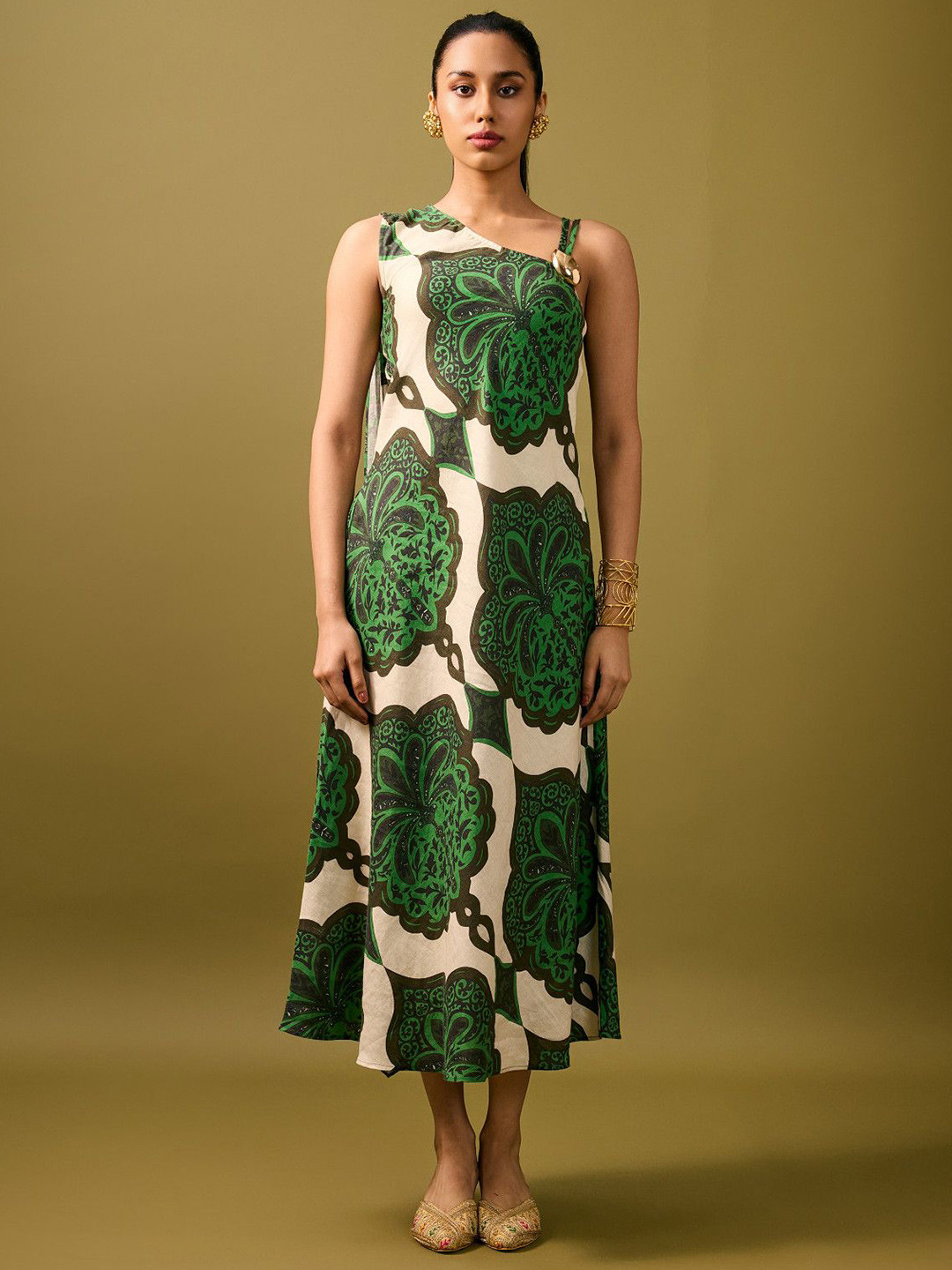 dhaaga Women Ethnic Motifs Printed Asymmetric Neck Sleeveless A-Line Midi Smriti Dress