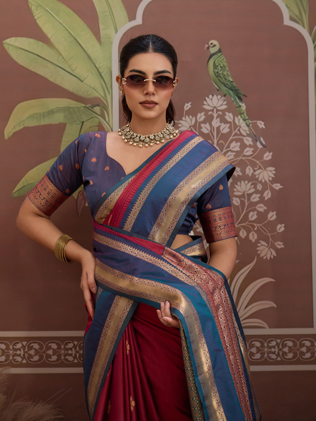 Saree mall Floral Woven Design Kanjeevaram Saree with Unstitched Bouse Piece