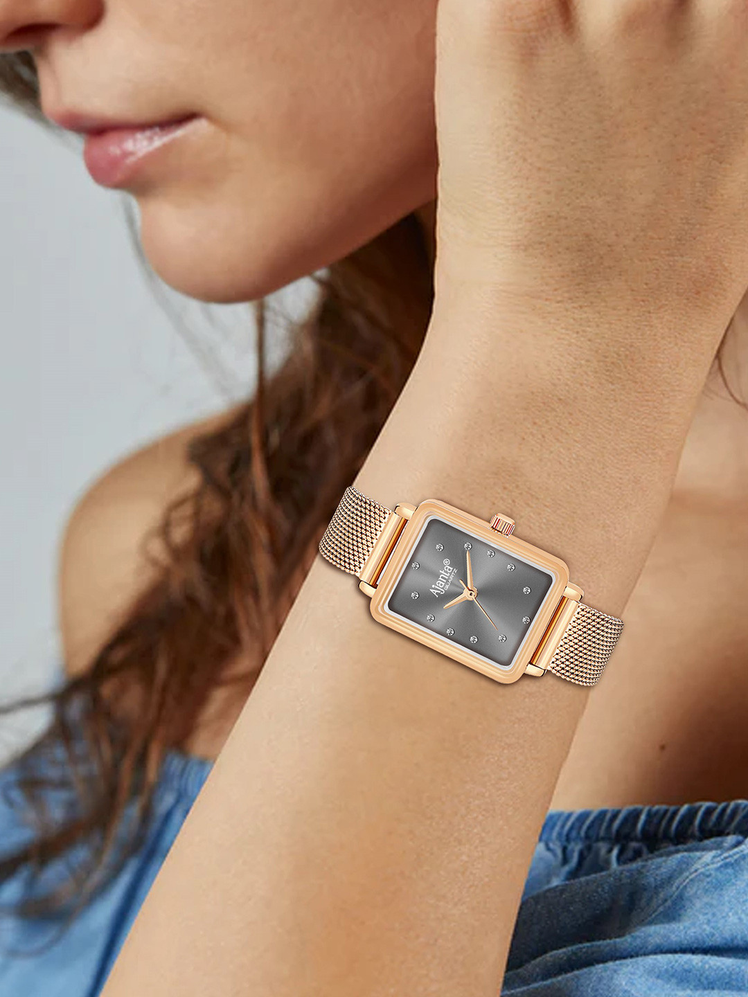 Ajanta Quartz Women Brass Patterned Dial & Stainless Steel Straps Watch AWC128ESL -01