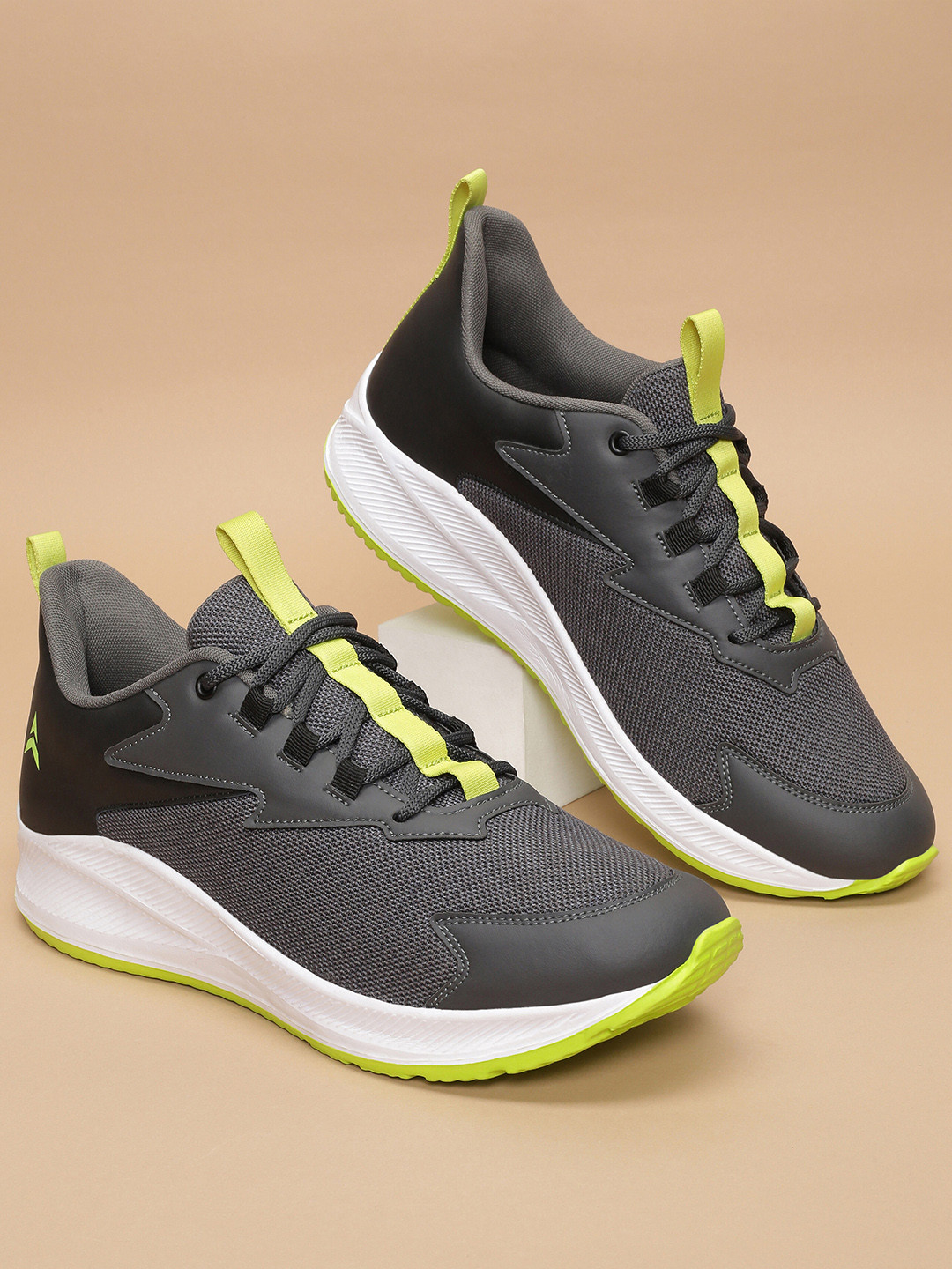 AVANT Men's Axion Walking Shoes Black Grey