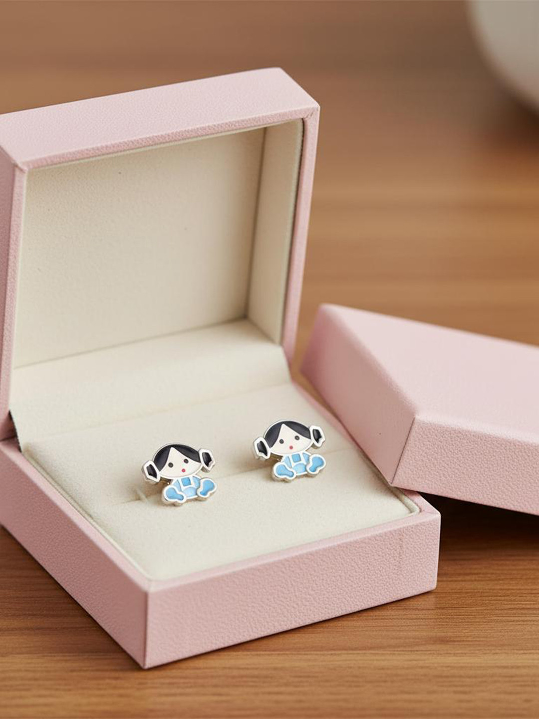925 SILLER 925 Sterling Silver-Plated Doll Inspired Stud Earrings