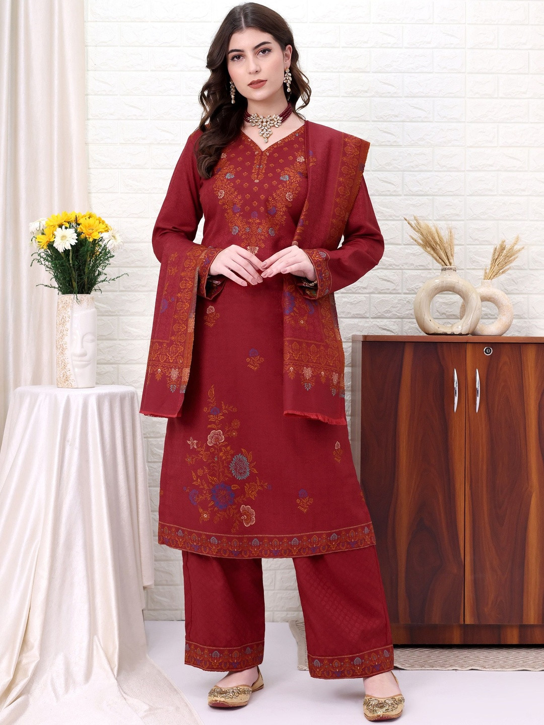 Hemkunt Fabric Ethnic Motifs Embroidered Thread Work Unstitched Dress Material