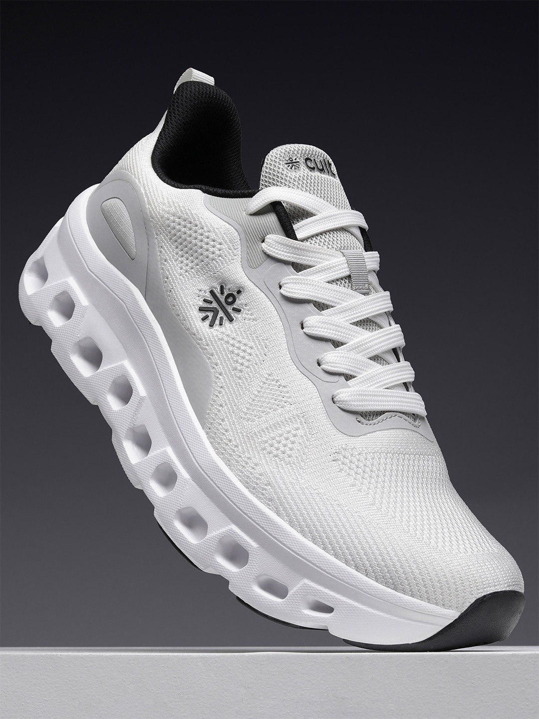 CULT Men Oxyra Walking Shoes - White And Black