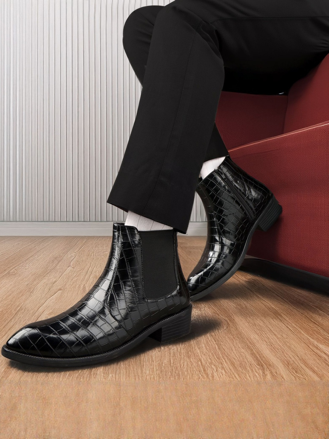 Bxxy Textured Block-Heeled Ankle-Length Pointed Toe Chelsea Boots