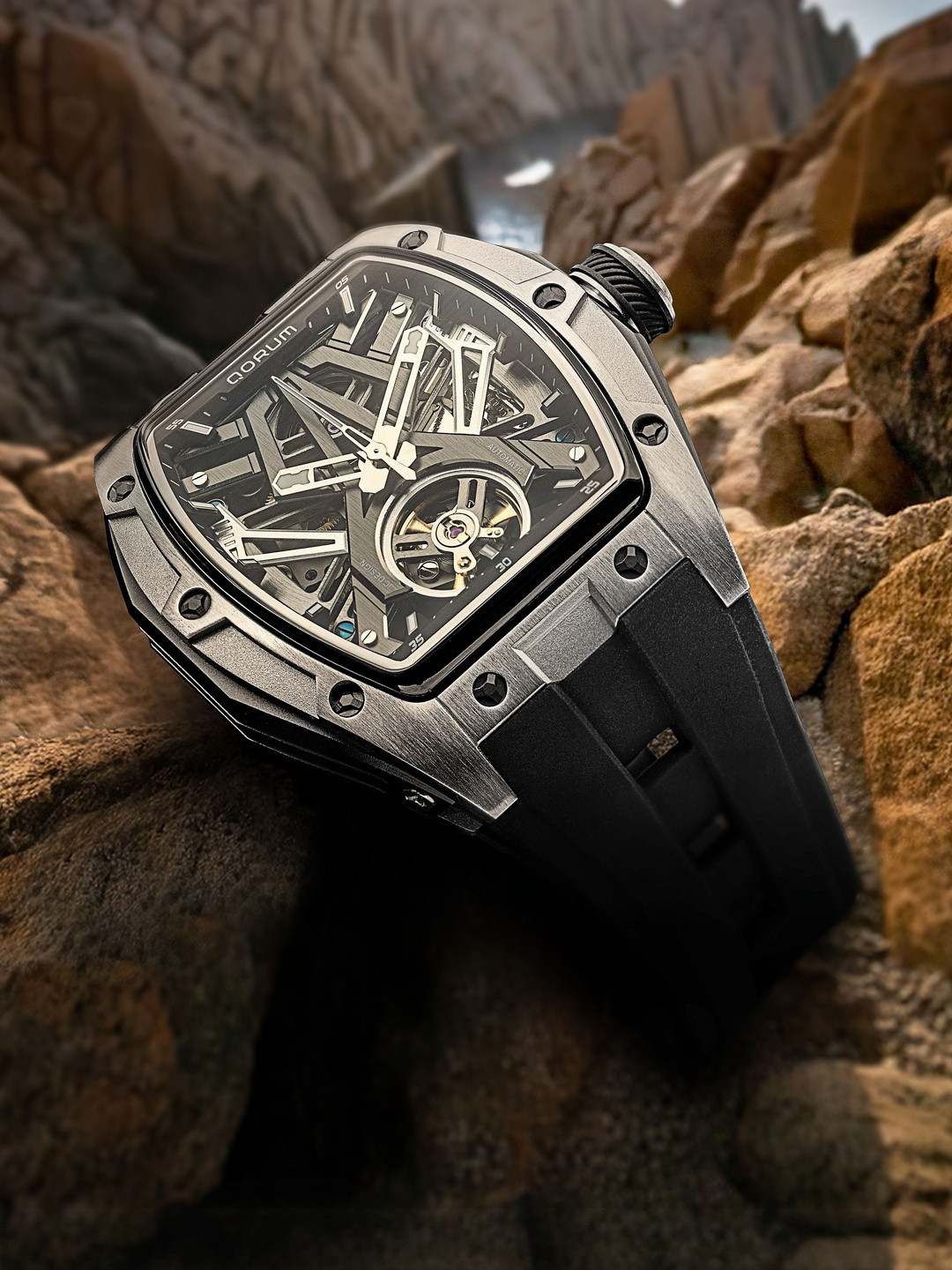 QORUM INDIA Men Regular Straps Analogue Motion Powered Watch QI 9191 G-1-Black Dial_N