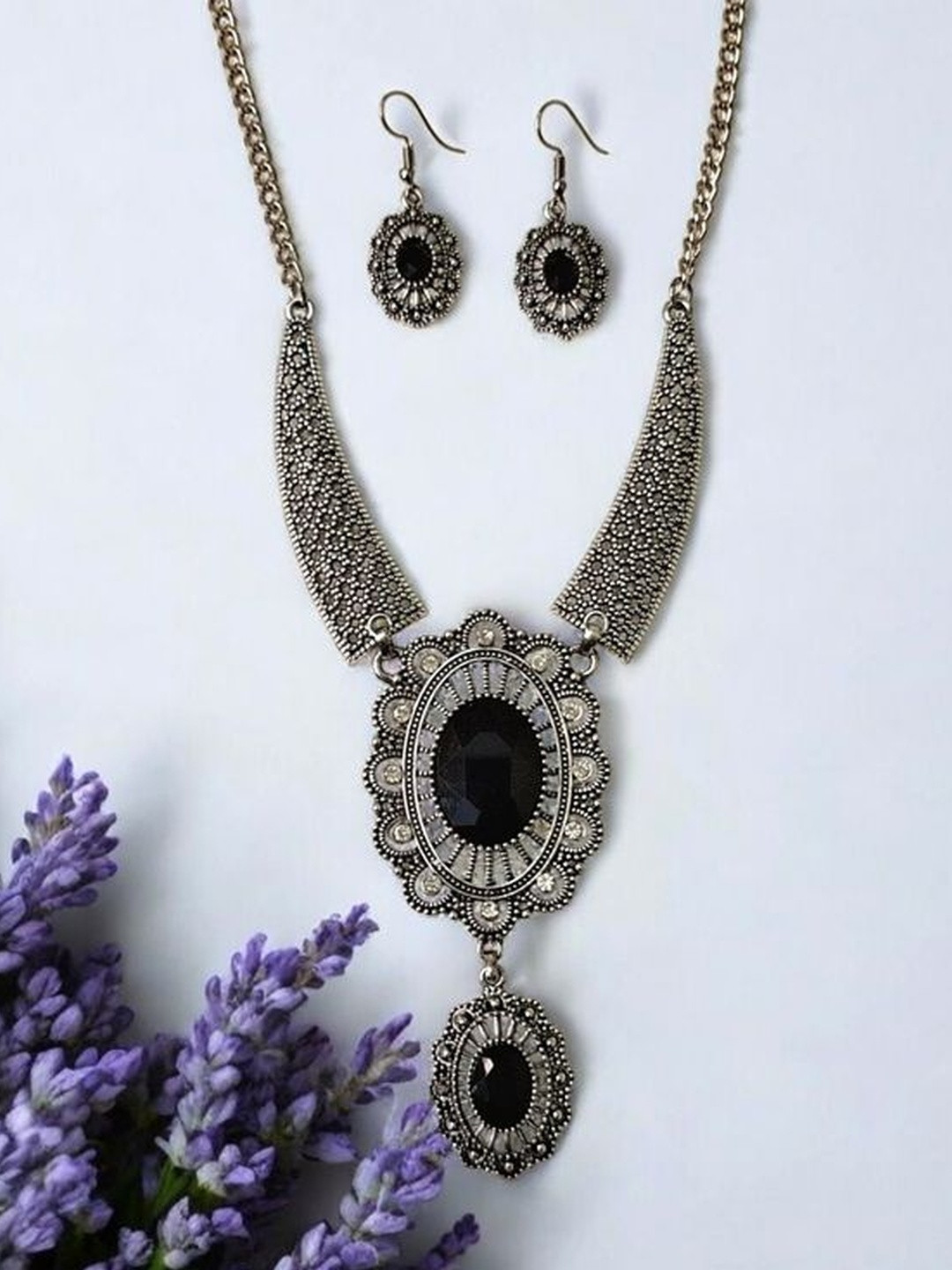 INDIAURA MODE Silver-Plated Stone-Studded Oxidized Jewellery Set