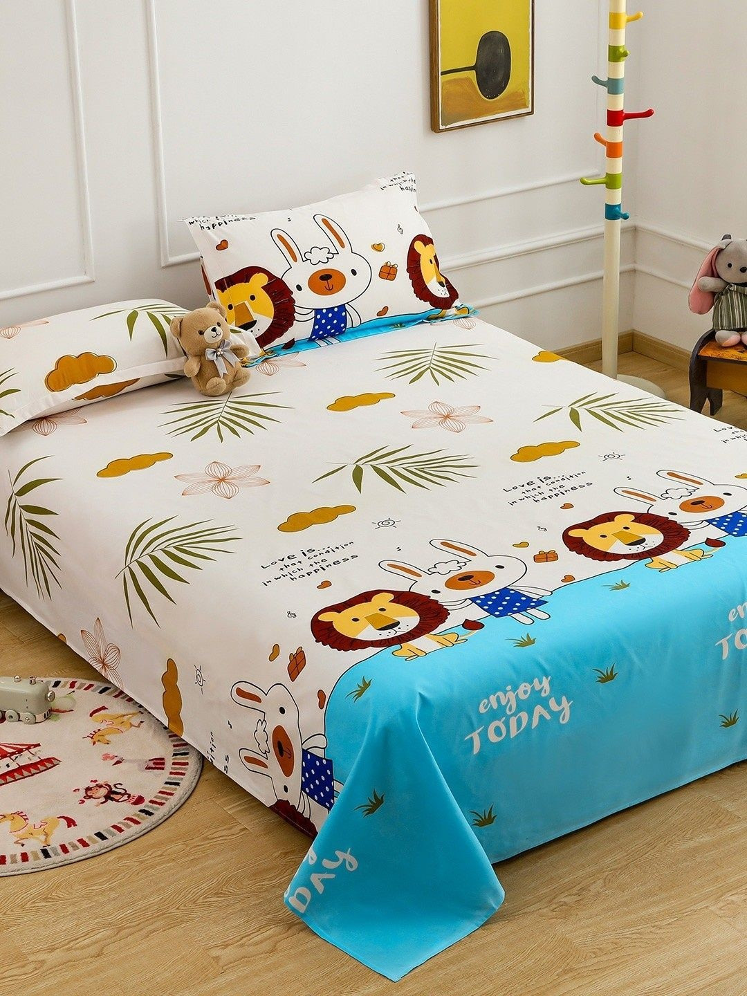 WEAVE AND DECOR White Cartoon Characters 300 TC Bedsheet with 2 Pillow Covers