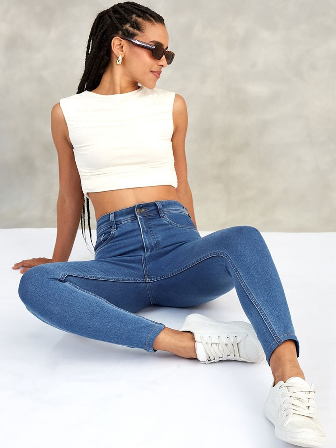 DOLCE CRUDO Women's Skinny High-Rise Distressed Cropped Denim Jeans