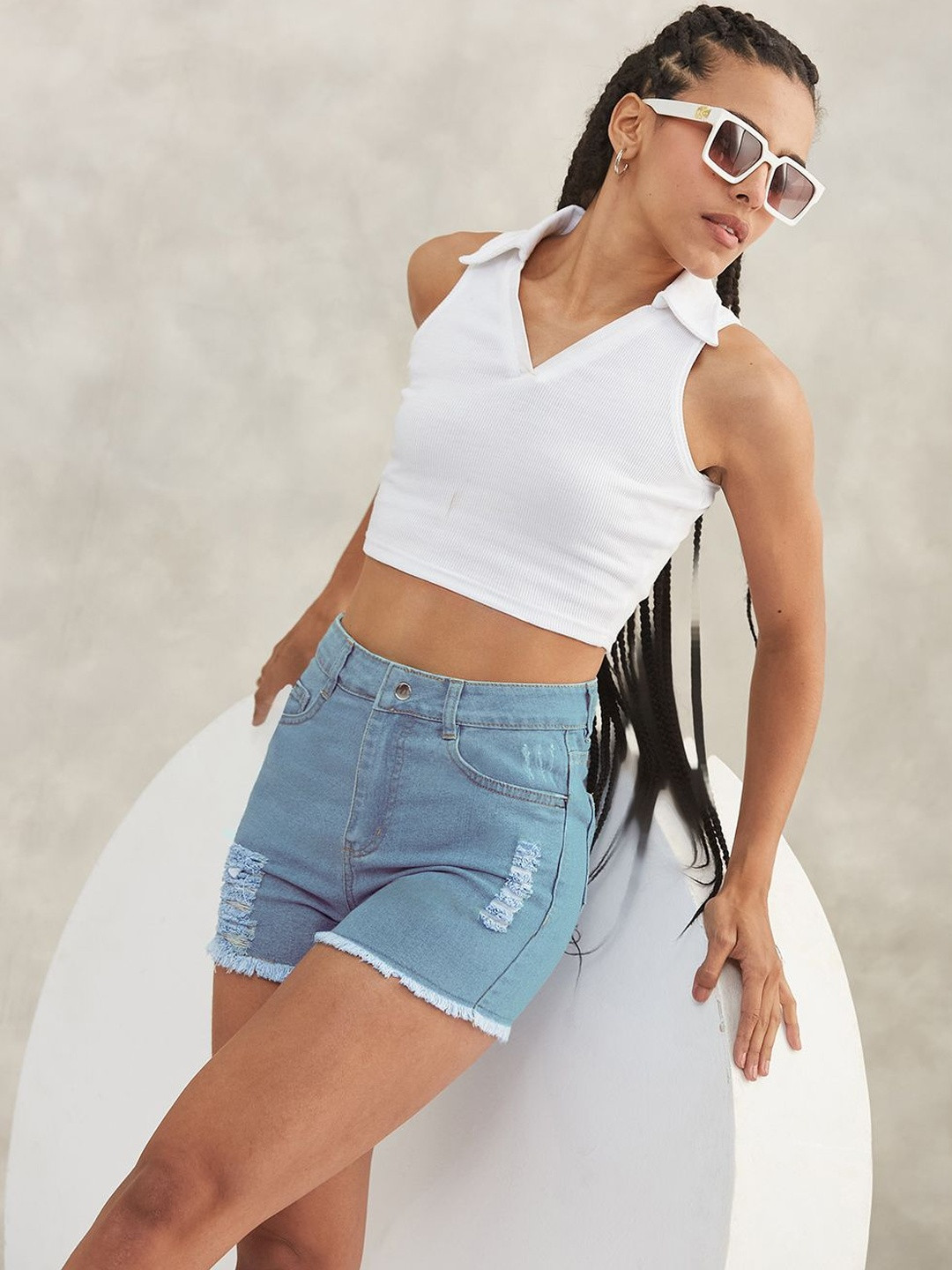 DOLCE CRUDO Women's Relaxed Fit Highly Distressed Mid Rise Ripped Denim Shorts