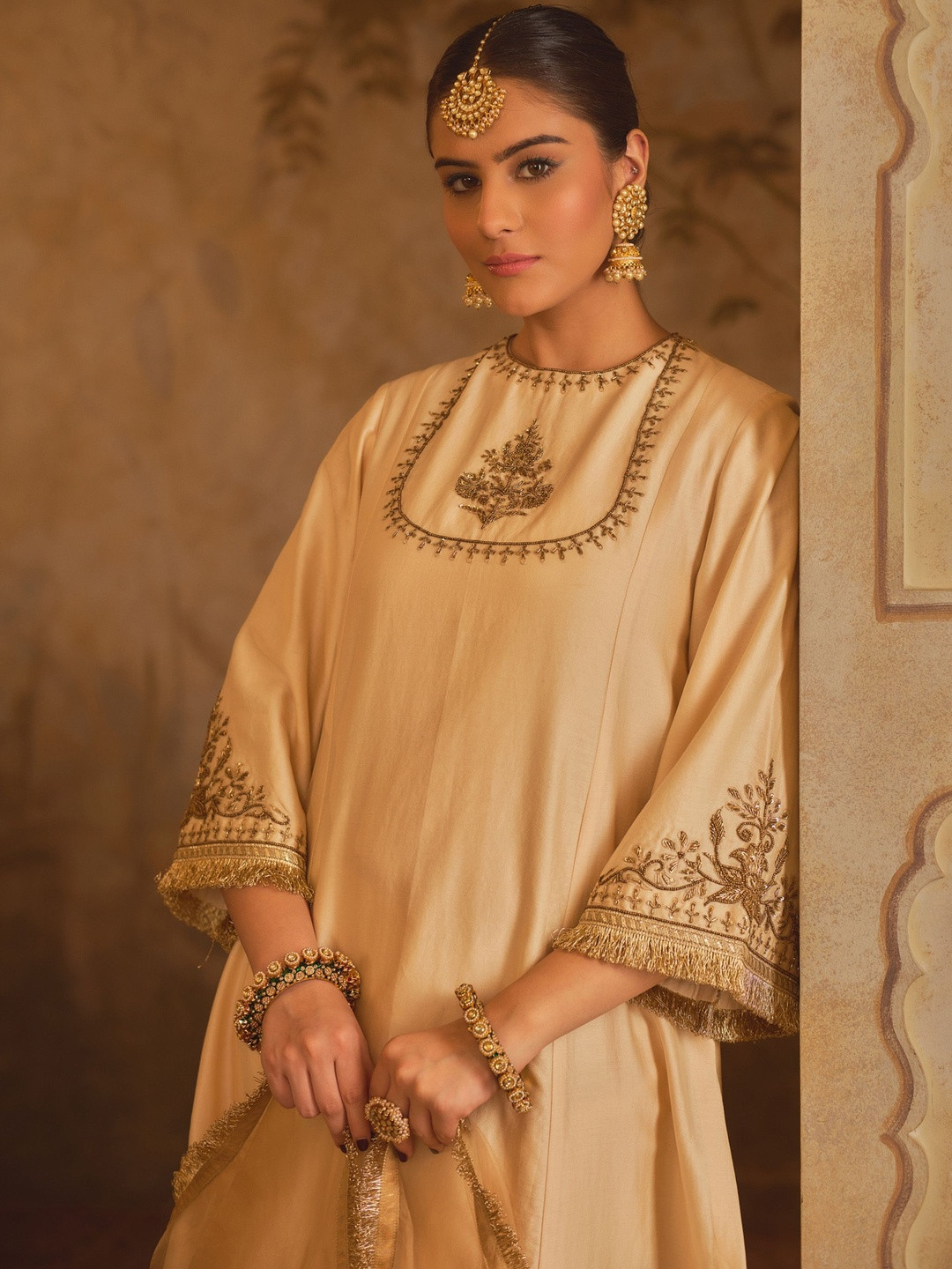 AFRIYA Women Ethnic Motifs Embroidered Regular Thread Work Chanderi Silk Kurta with Trousers & With Dupatta