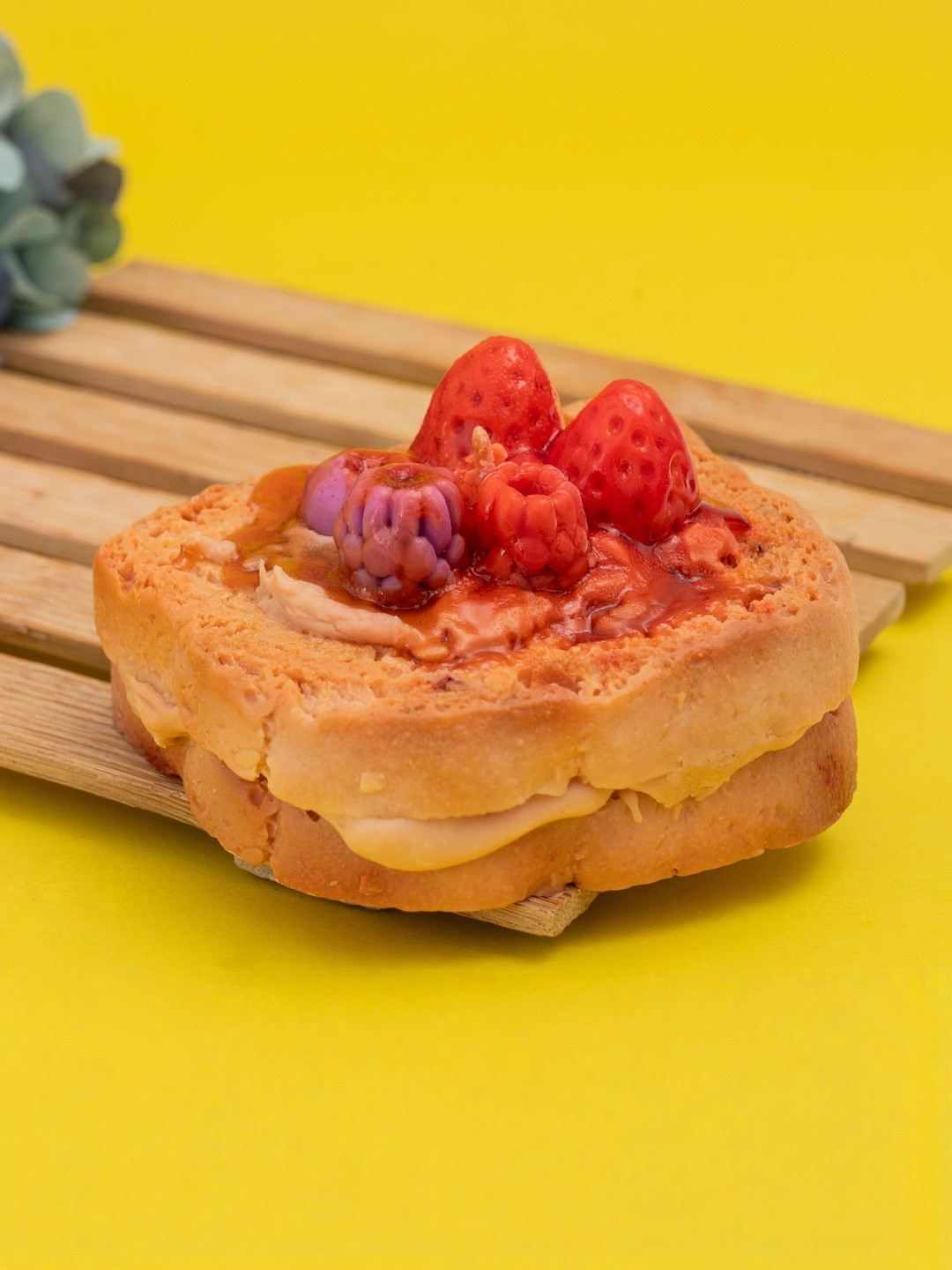 gabrunaari Brown French Toast Candle