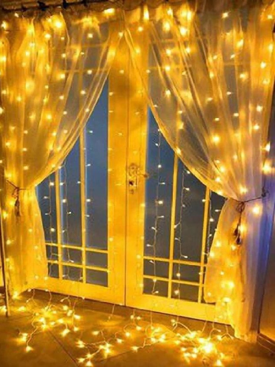 WIRE ME SAFE 30m Warm-White Versatile Lighting Circular String Lights