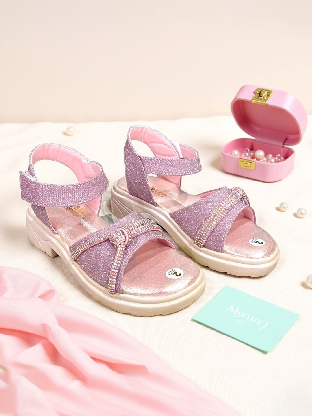 RJ FOOTWEAR Girls Embellished Open Toe Velcro Block Heeled Sandal