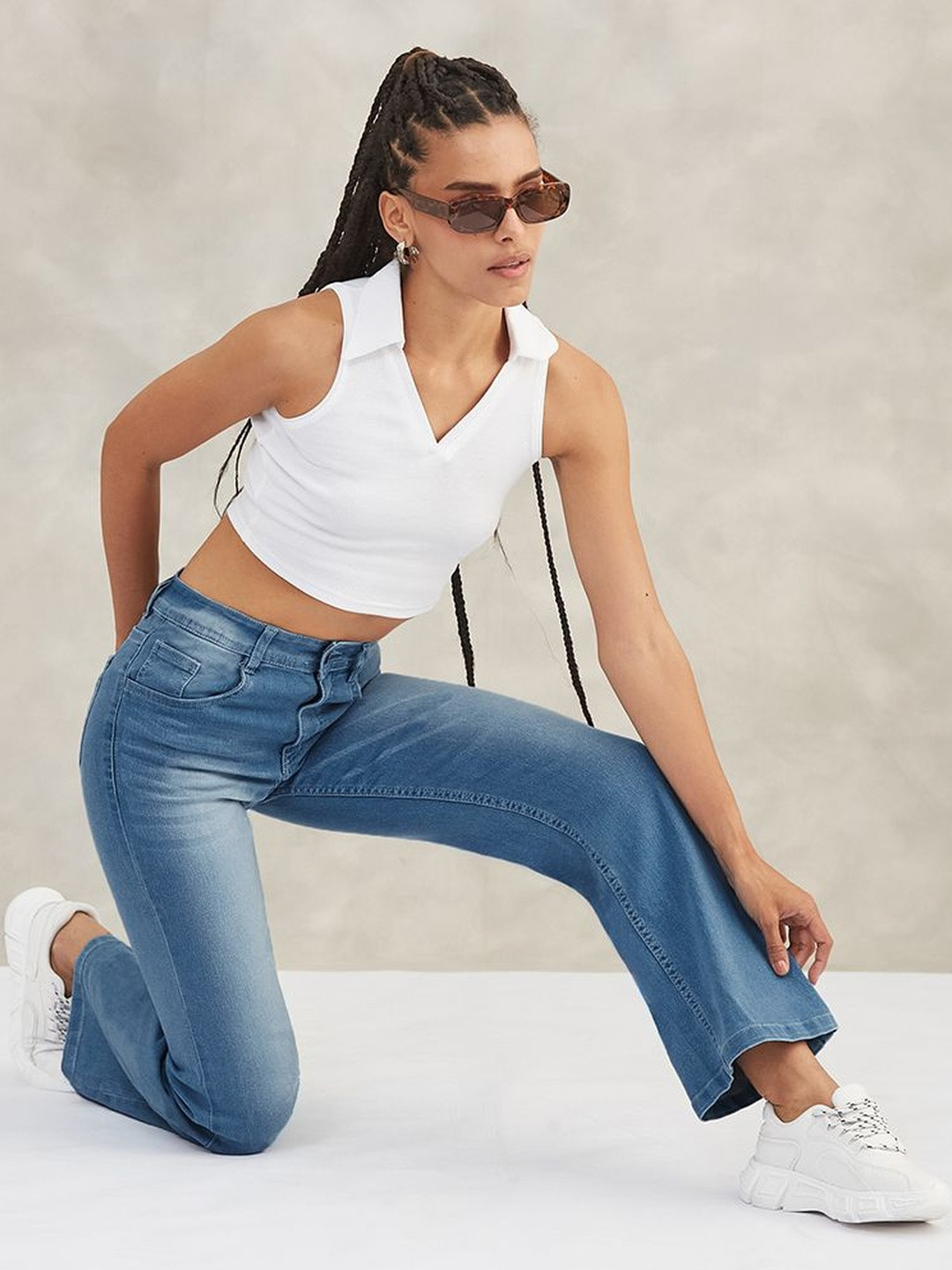 DOLCE CRUDO Women Wide Leg Mid Rise Clean Look Blast Effect Light Weight Denim Jeans