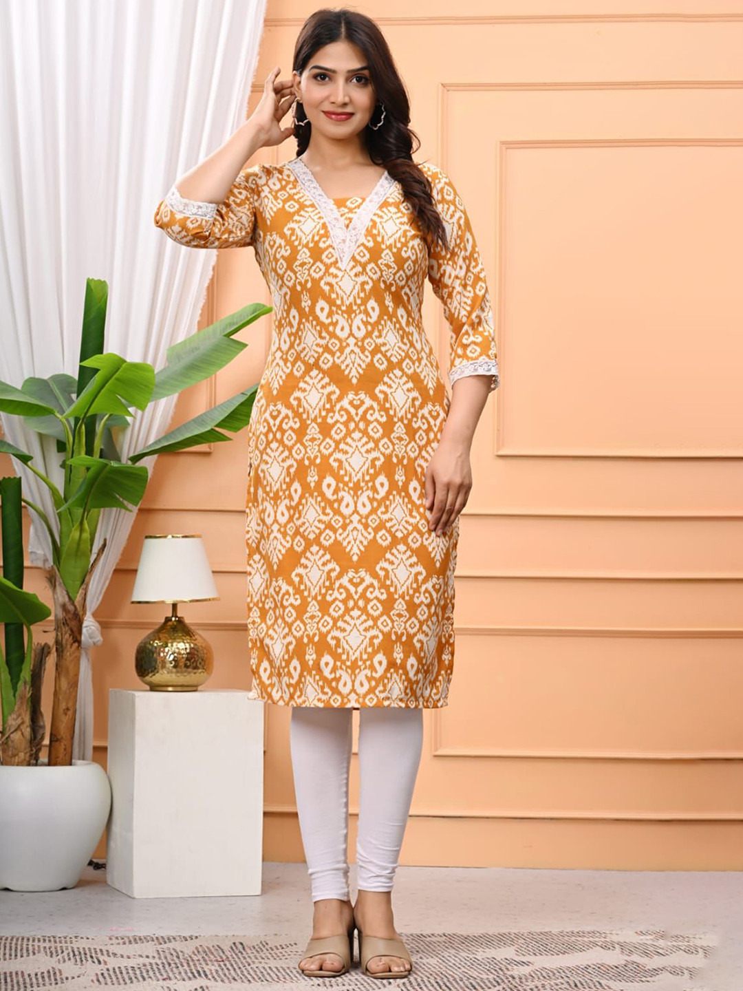 ALHADAYA Floral Printed Square Neck Straight Kurta
