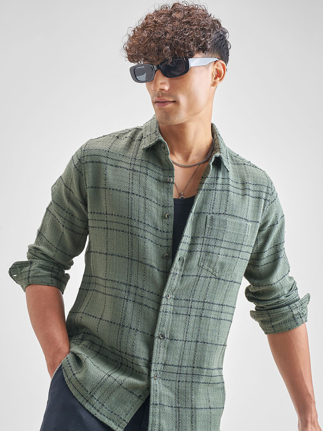 HIGHLANDER Men Slim Fit Checked Casual Shirt