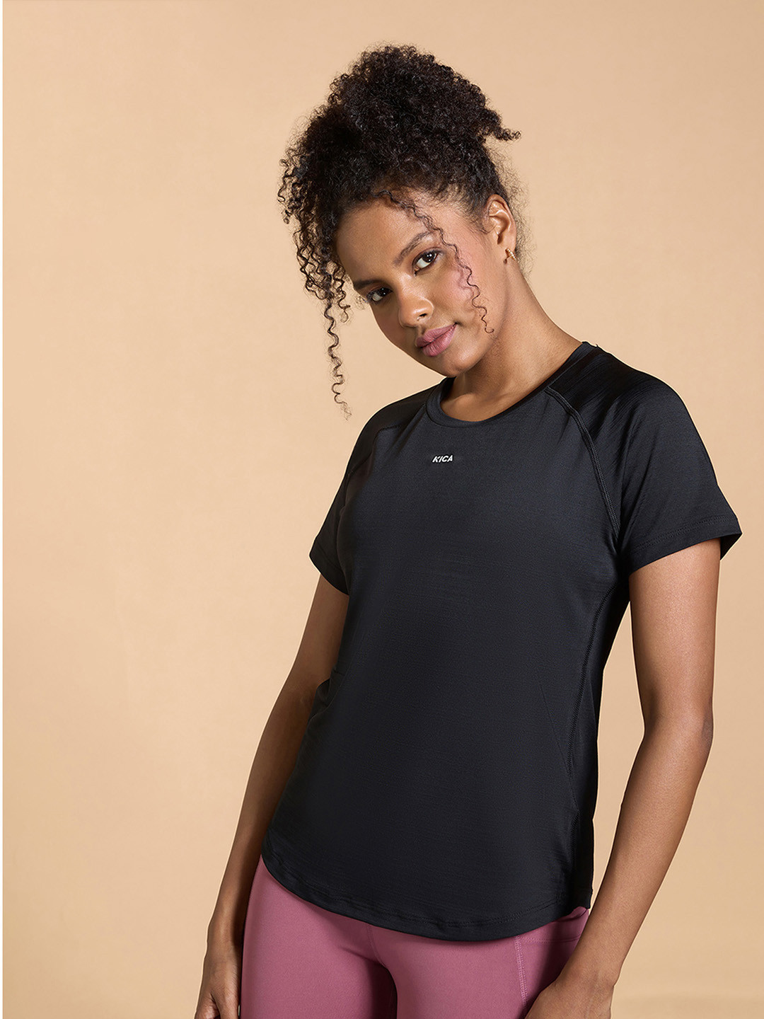 KICA Round Neck Raglan Sleeves Fast Drying Stretchable Top