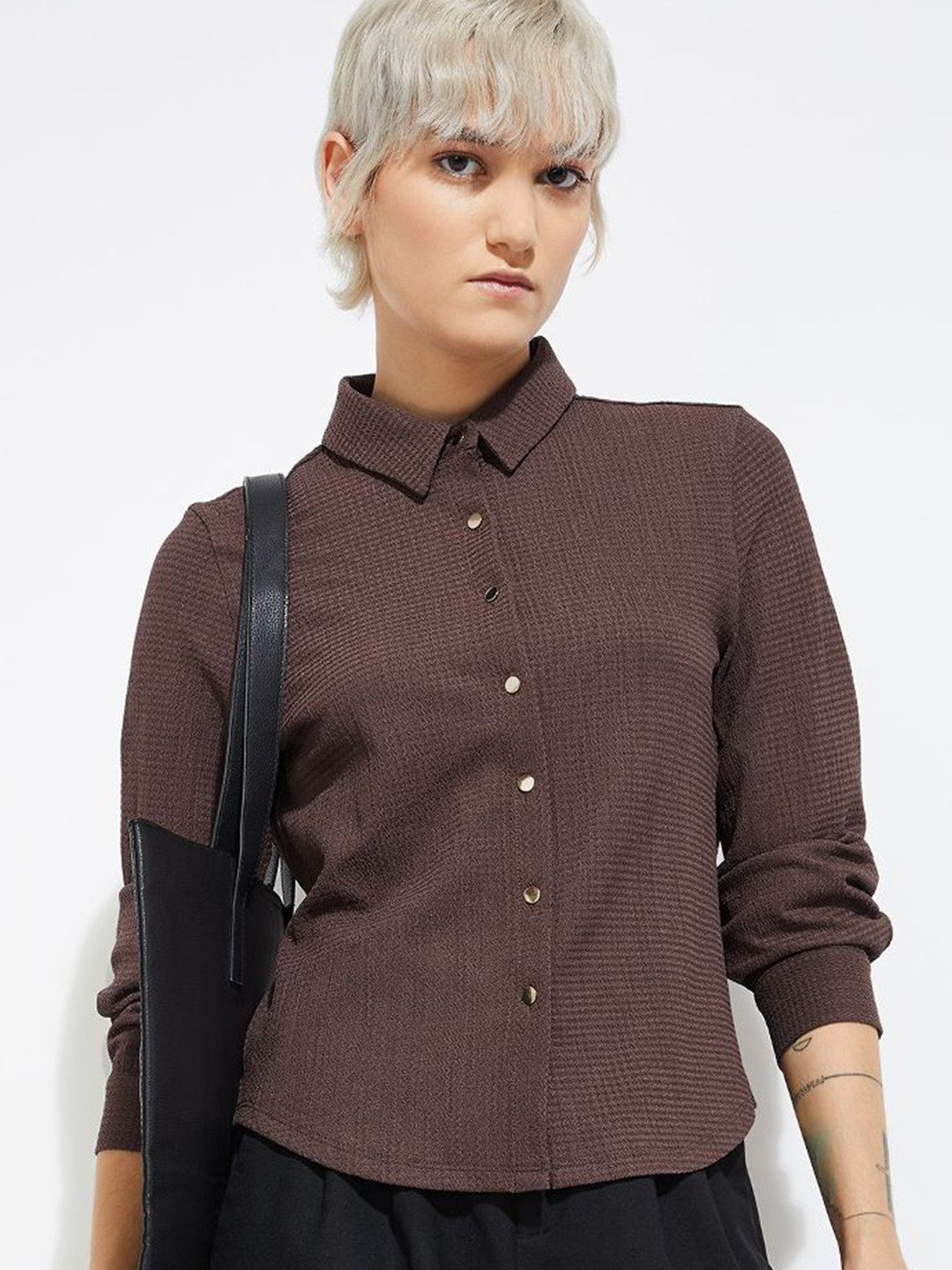 max Cutaway Collar Three-Quarter Sleeves Regular Fit Casual Shirt