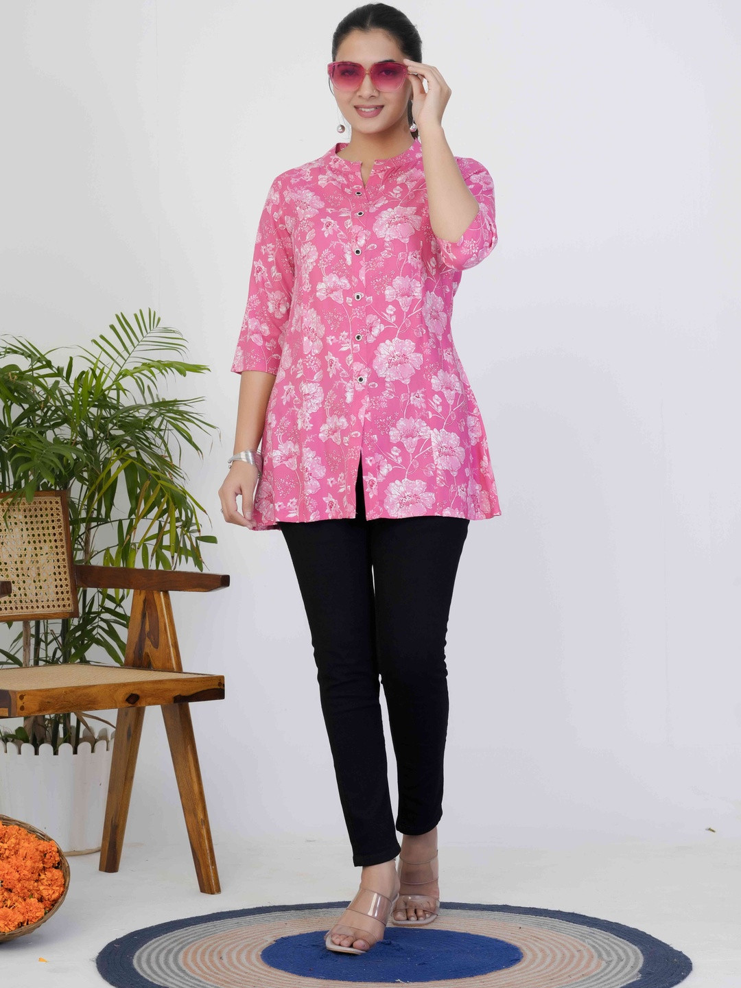 MEHKFAB Pink Floral Print Shirt Collar Top