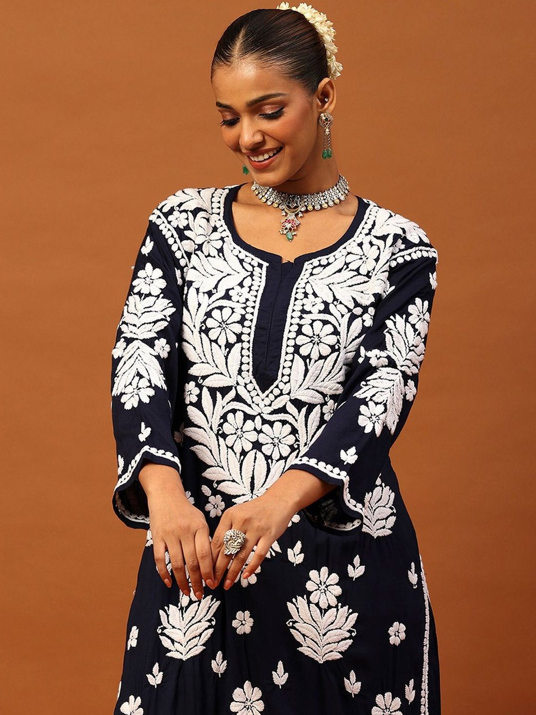 House of Chikankari Women Modal Chikankari Solid Women's 2 PC Long Kurta Sets