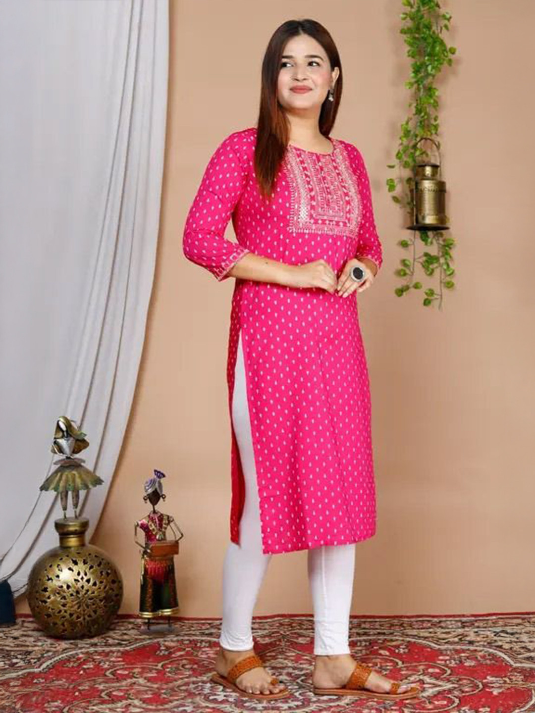 ALHADAYA Floral Printed Thread Work Round Neck Straight Kurta