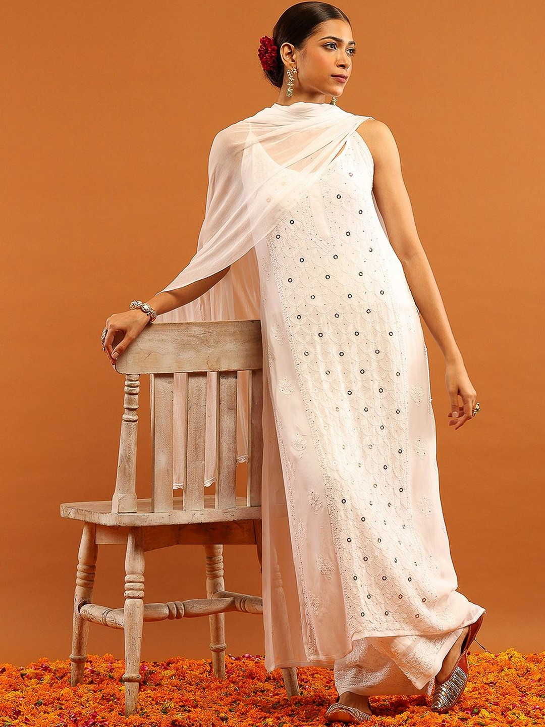 House of Chikankari Women Viscose Georgette Chikankari Mukaish & Kamdani Long Kurta Set